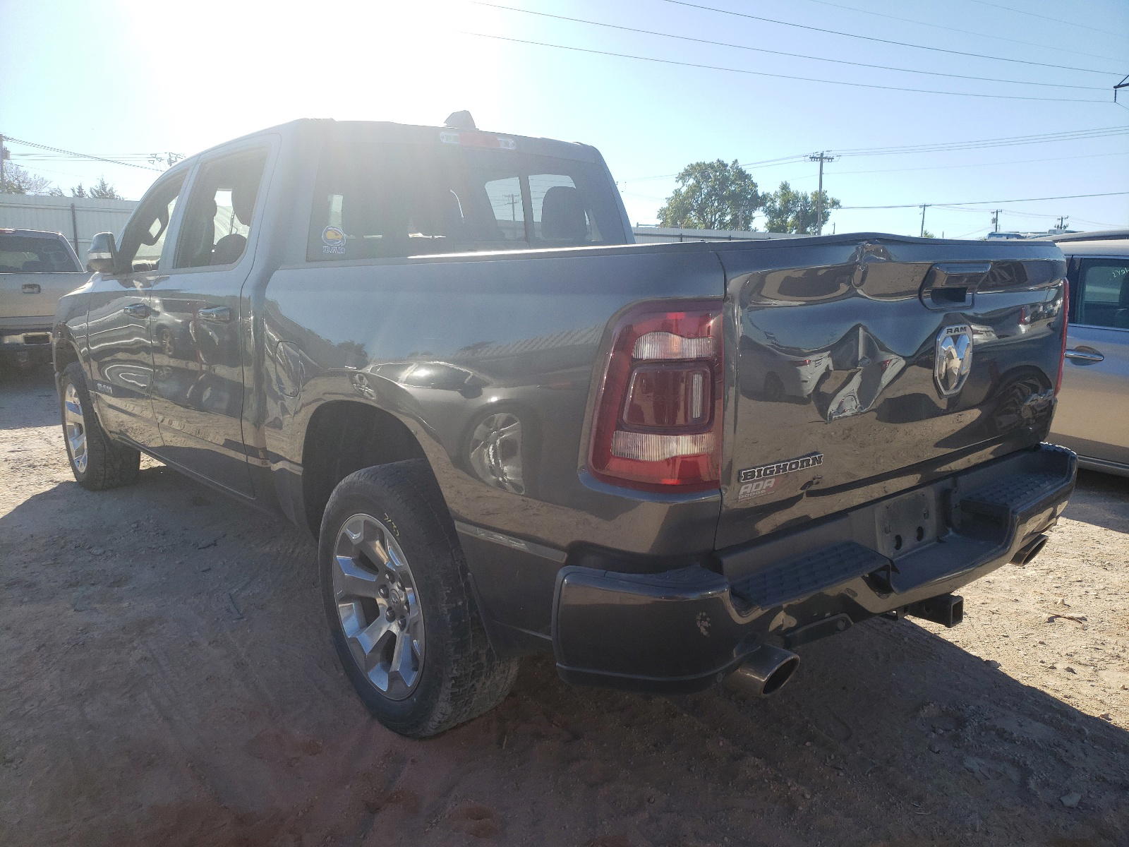 Photo 3 from auction – 2019 RAM 1500 BIG H with VIN 1C6SRFFT3KN563205