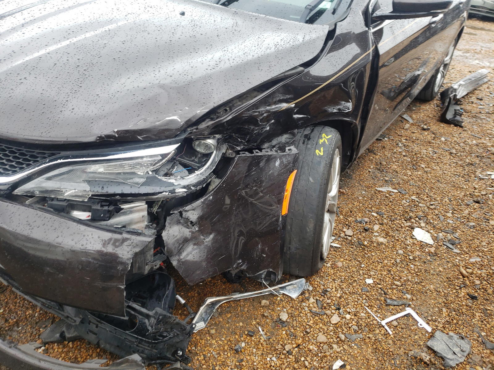 Photo 9 from auction – 2015 CHRYSLER 200 C with VIN 1C3CCCCG3FN524242