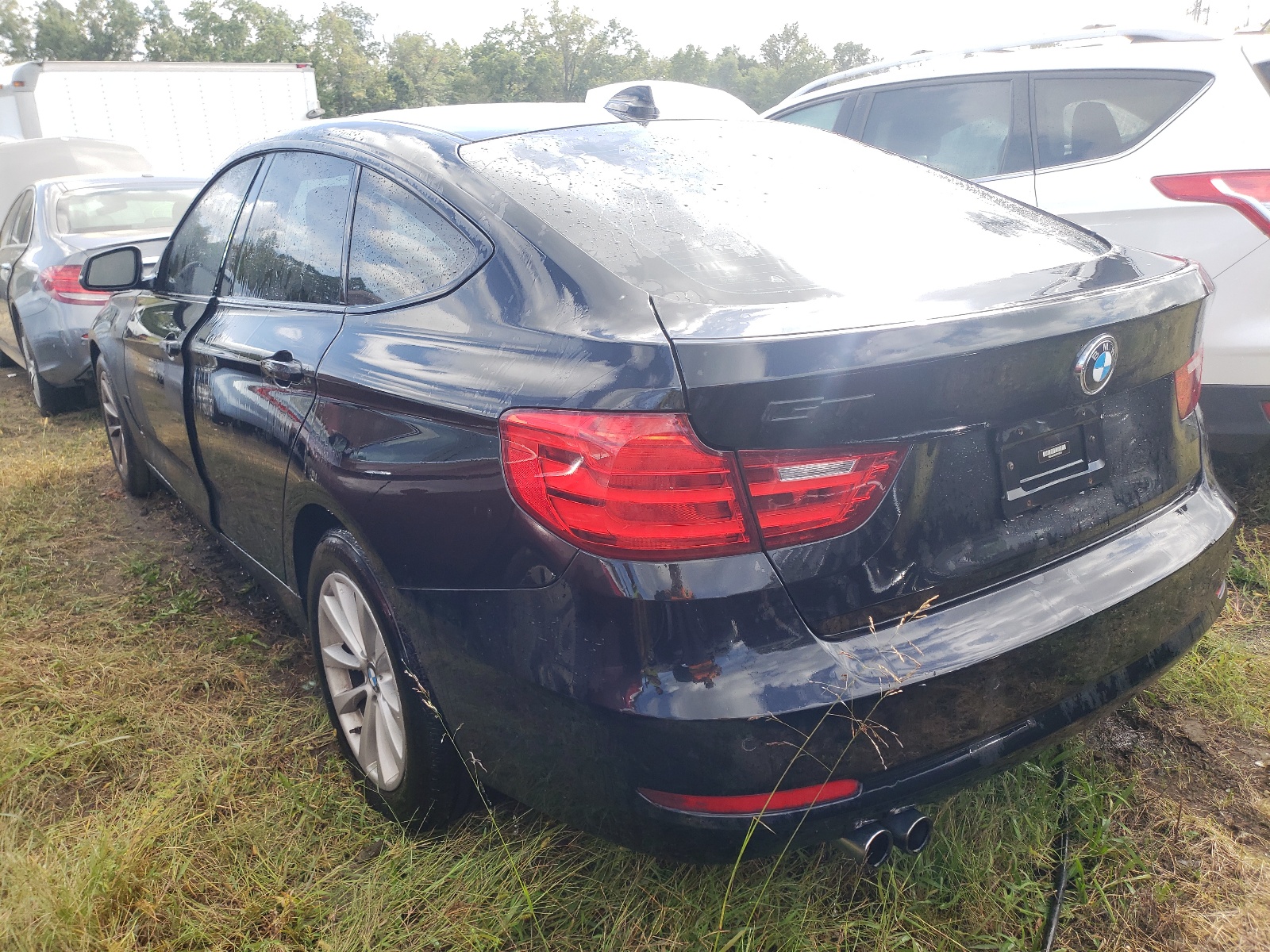 Photo 3 from auction – 2015 BMW 328 XIGT with VIN WBA3X5C57FD559931