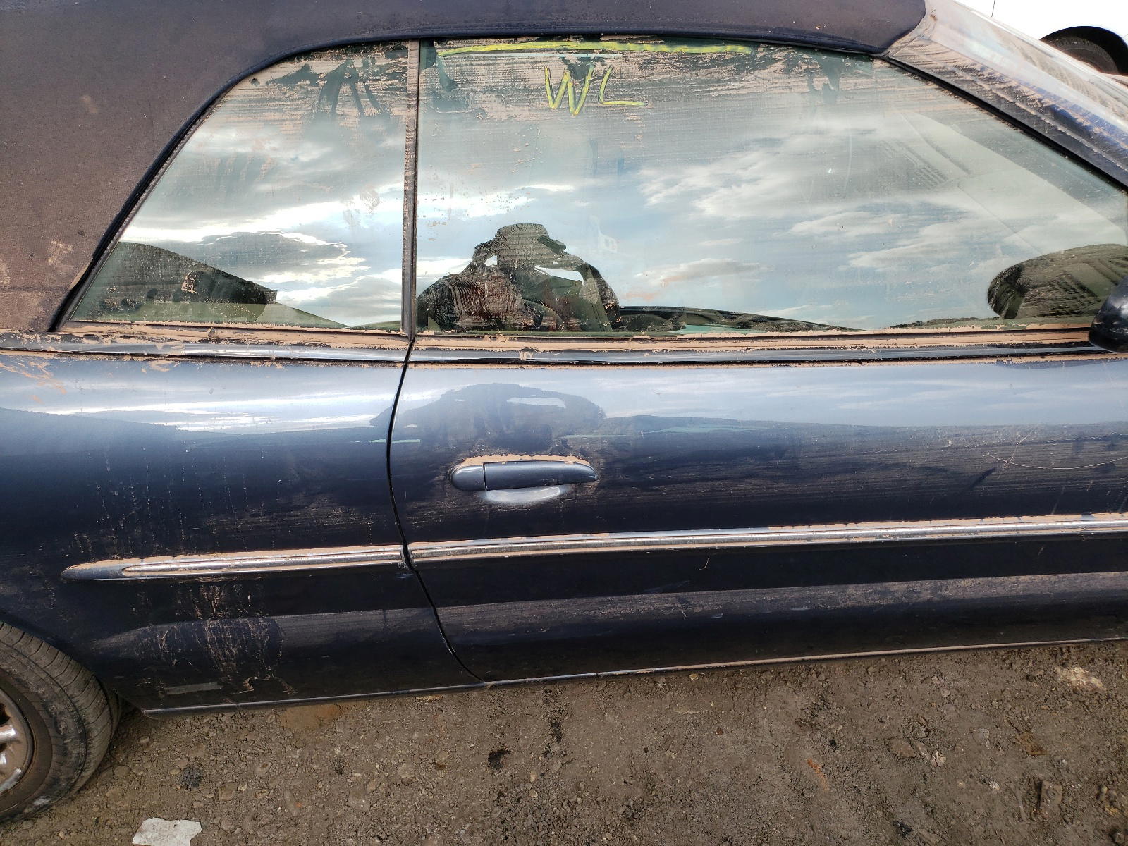 Photo 9 from auction – 2002 CHRYSLER SEBRING LI with VIN 1C3EL65R42N324585