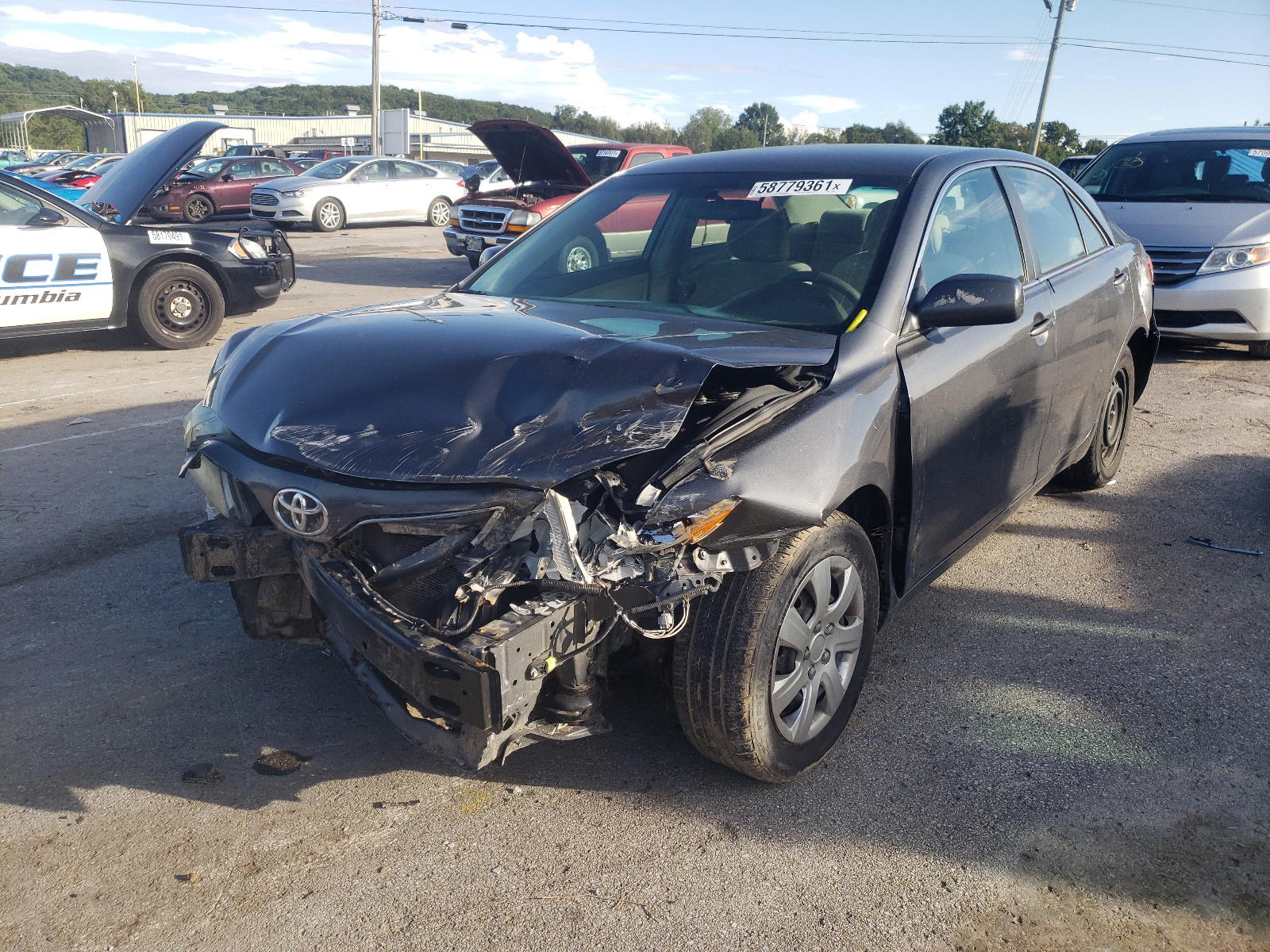 Photo 2 from auction – 2011 TOYOTA CAMRY BASE with VIN 4T1BF3EK9BU775780
