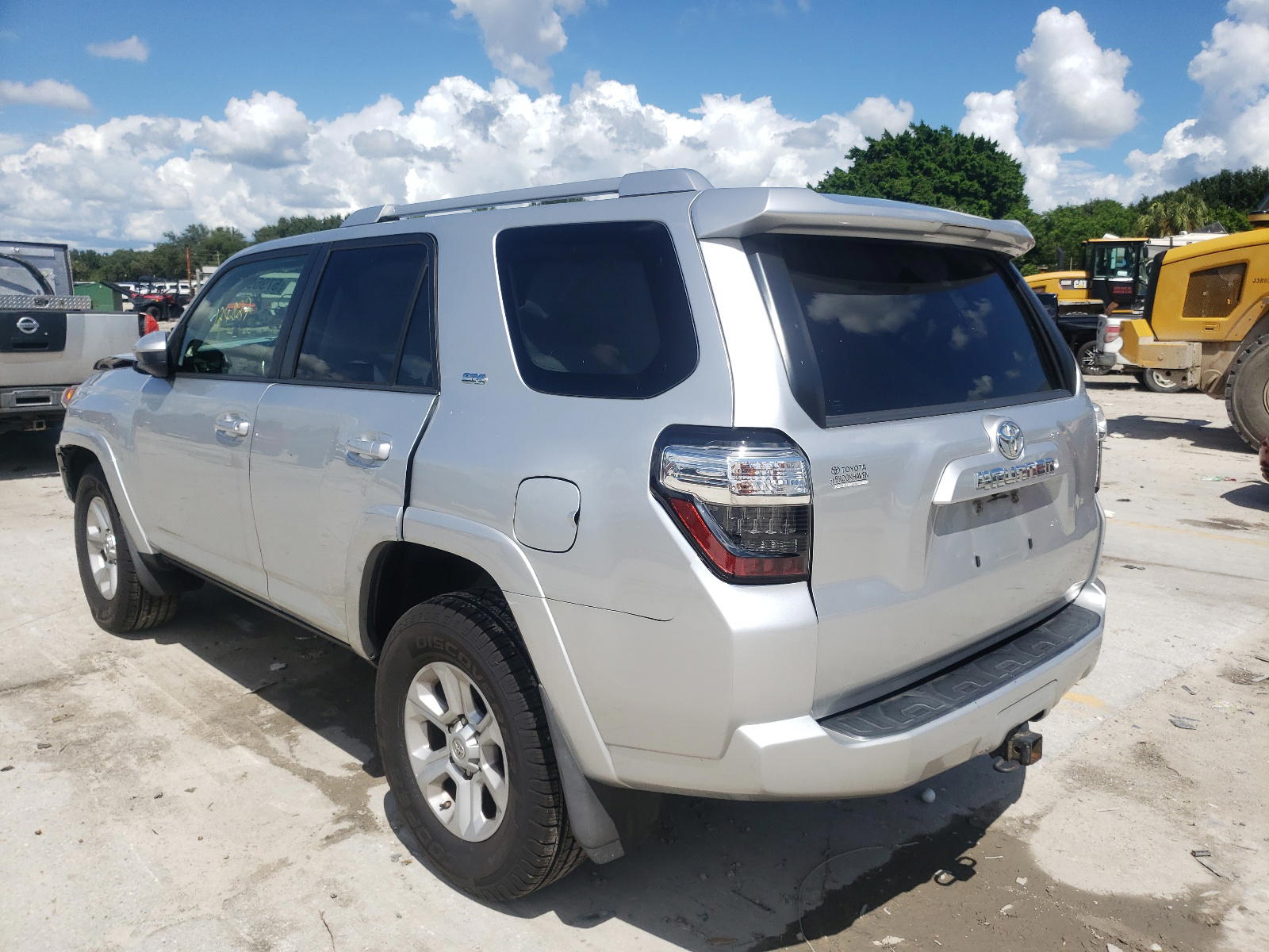 Photo 3 from auction – 2014 TOYOTA 4RUNNER SR with VIN JTEZU5JR4E5074906