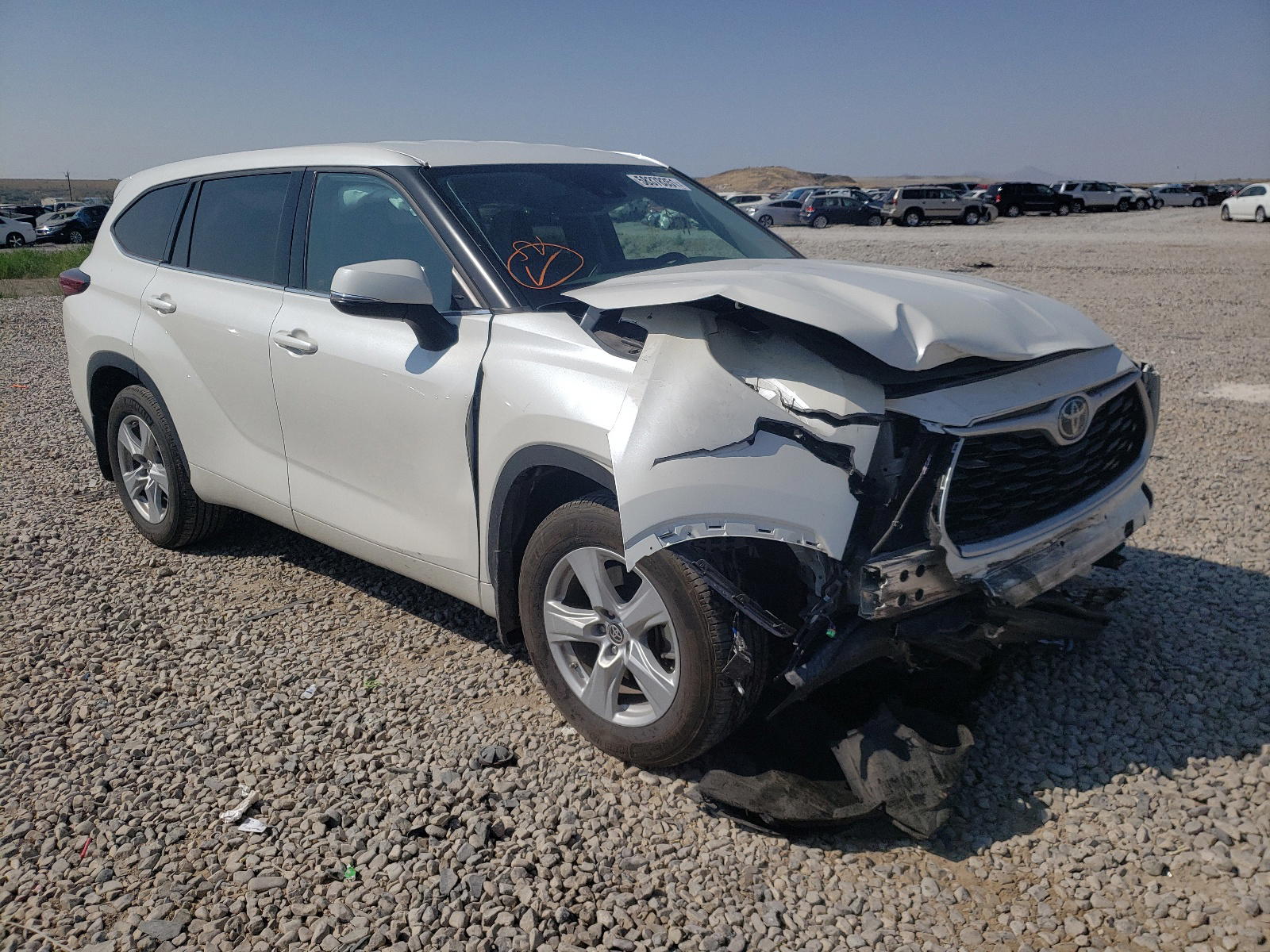 TOYOTA HIGHLANDER 2020 with VIN 5TDBZRBHXLS520259 - Photo from auction