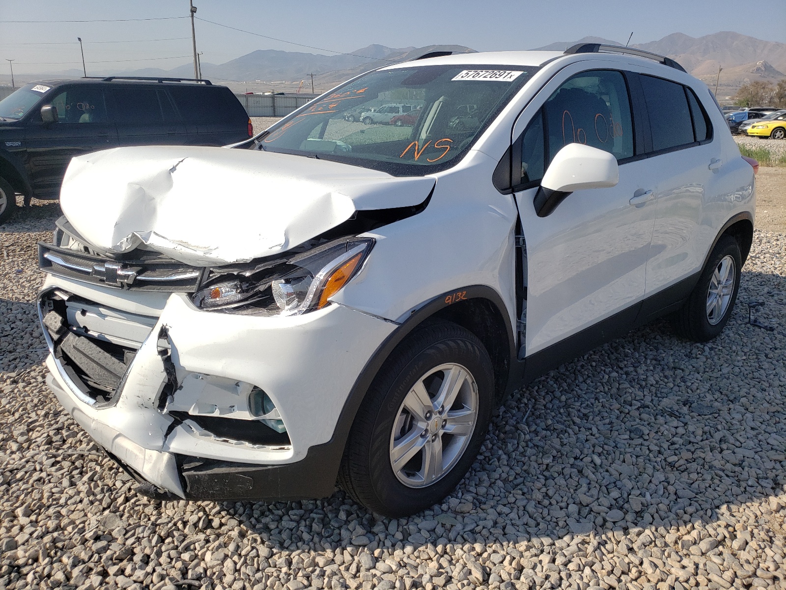 Photo 2 from auction – 2021 CHEVROLET TRAX 1LT with VIN KL7CJPSB6MB345705
