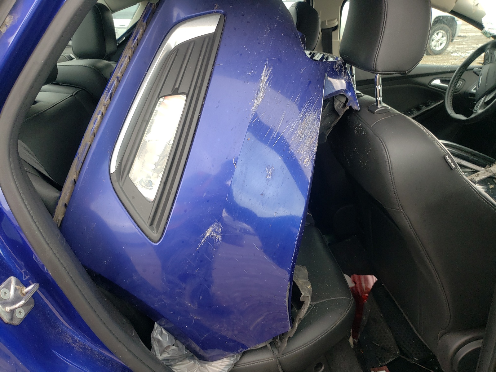 Photo 6 from auction – 2015 FORD FOCUS TITA with VIN 1FADP3J28FL368728