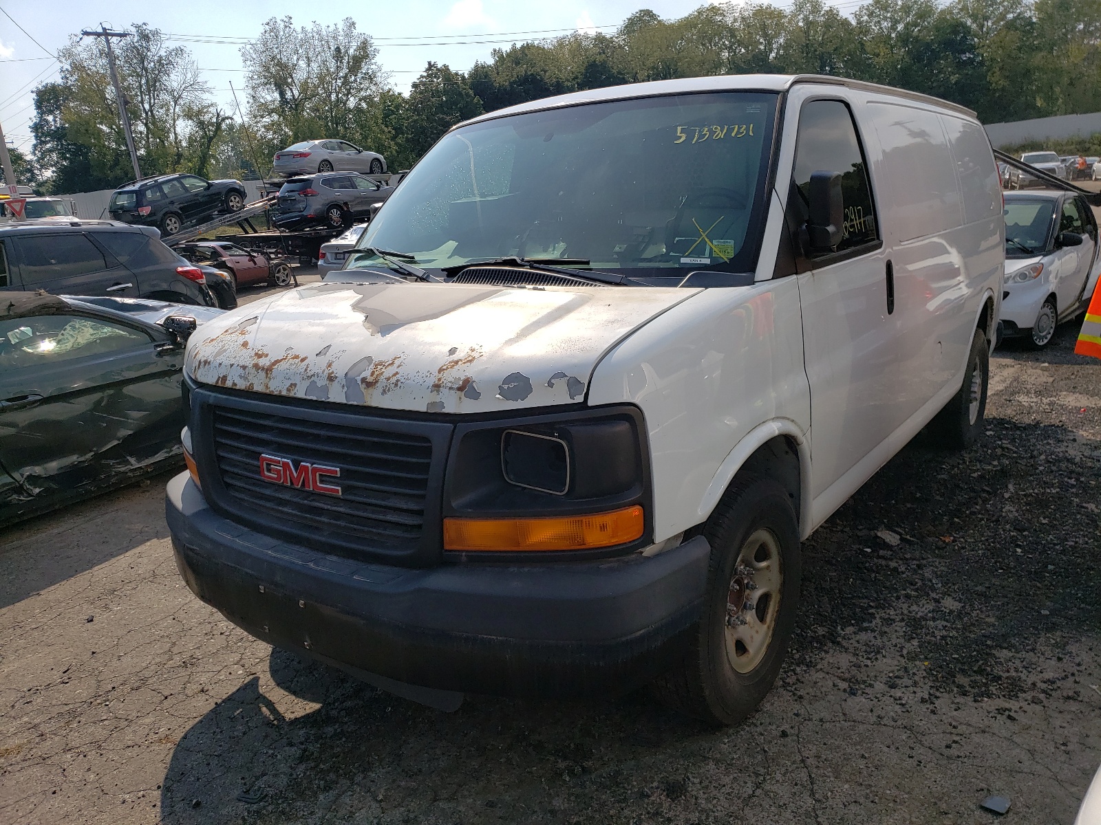 Photo 2 from auction – 2011 GMC SAVANA G25 with VIN 1GTW7FCA6B1148938