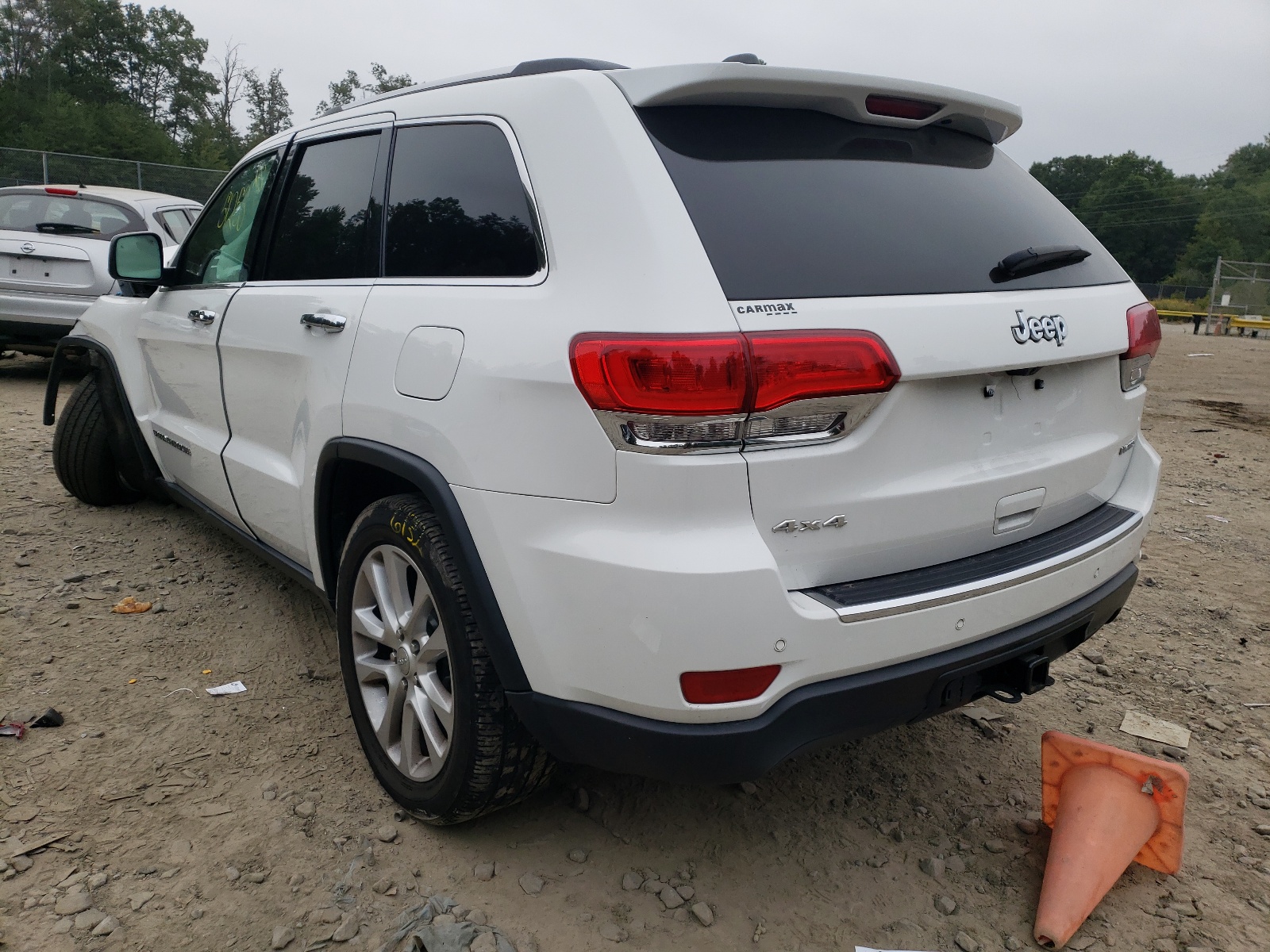 Photo 3 from auction – 2017 JEEP GRAND CHER with VIN 1C4RJFBGXHC811963