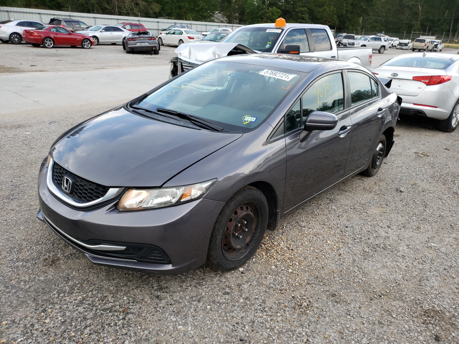 Photo 2 from auction – 2015 HONDA CIVIC LX with VIN 19XFB2F51FE073767