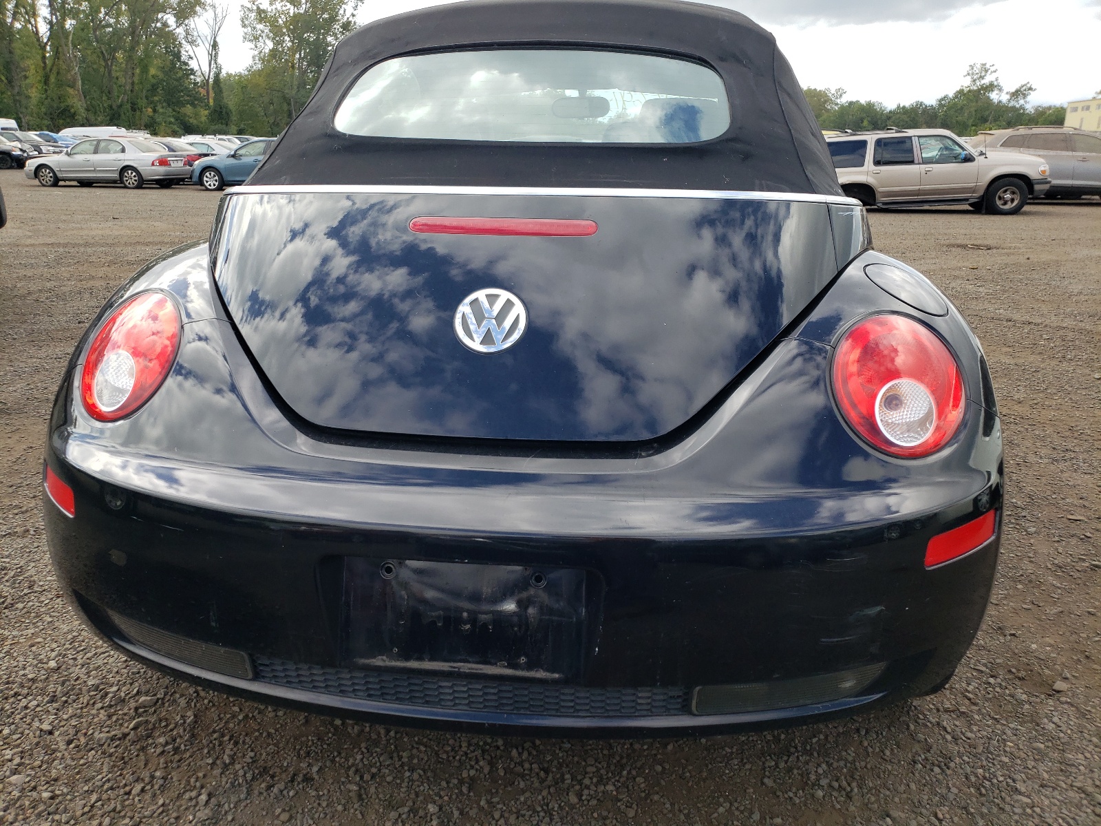 Photo 9 from auction – 2007 VOLKSWAGEN NEW BEETLE with VIN 3VWRF31Y97M408917
