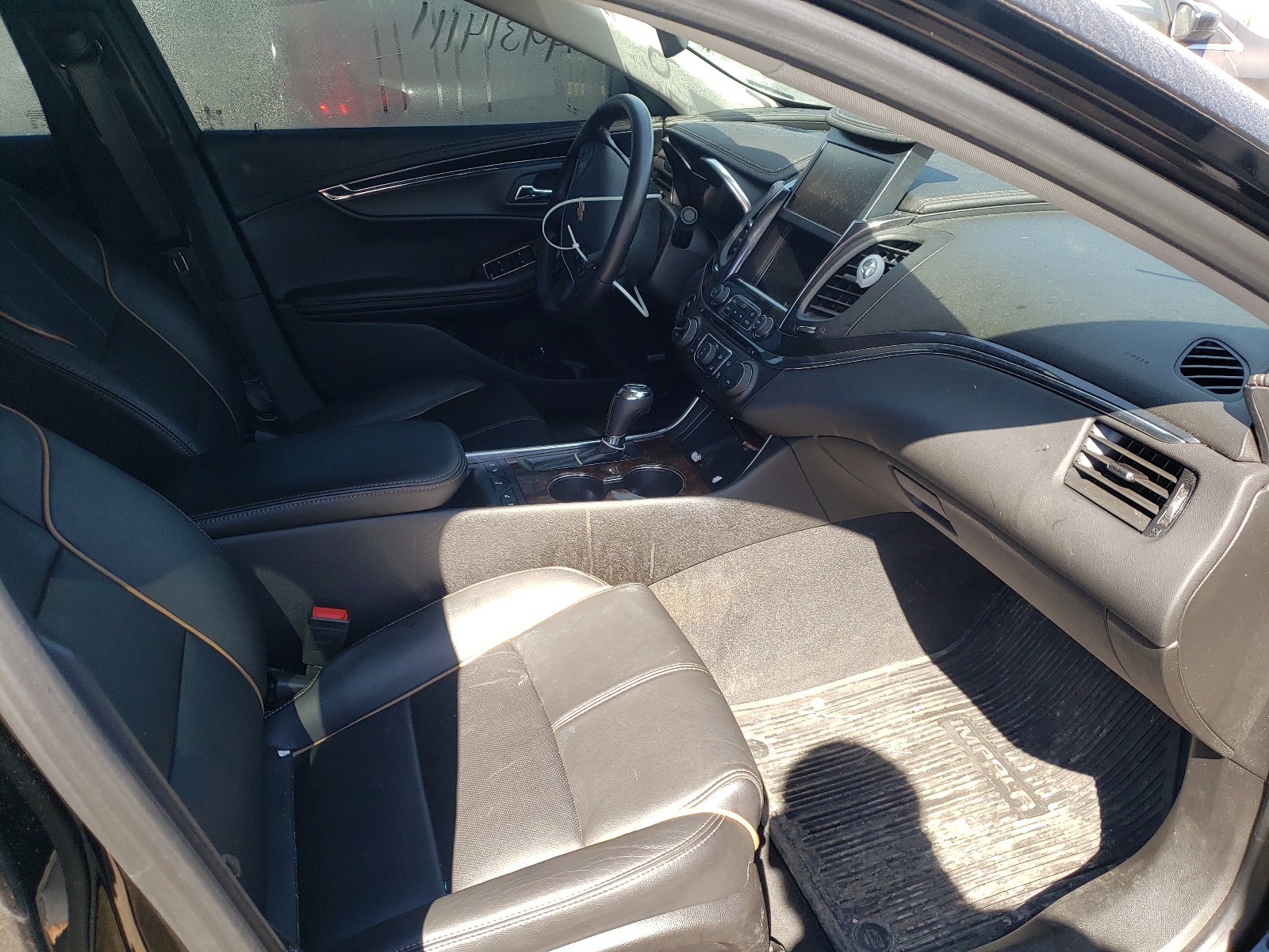 Photo 5 from auction – 2015 CHEVROLET IMPALA LTZ with VIN 1G1165S39FU141179