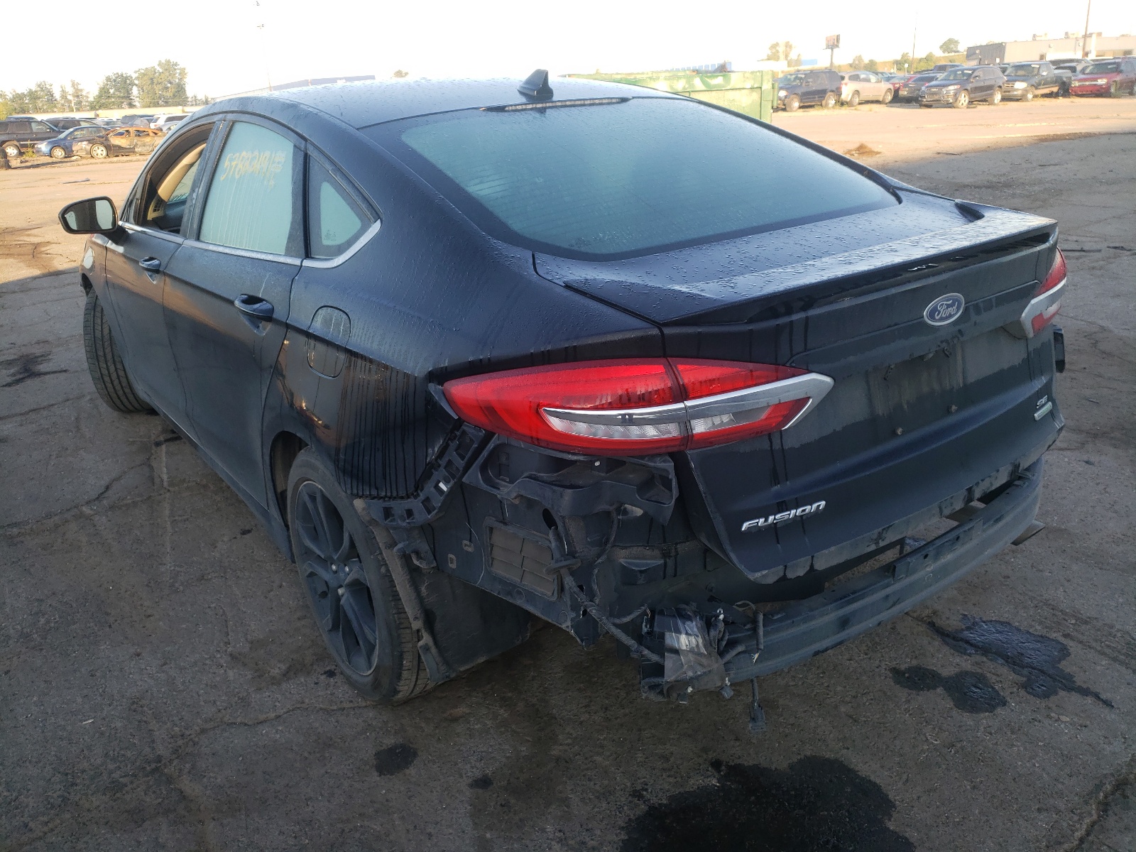 Photo 3 from auction – 2019 FORD FUSION SE with VIN 3FA6P0HD7KR215042