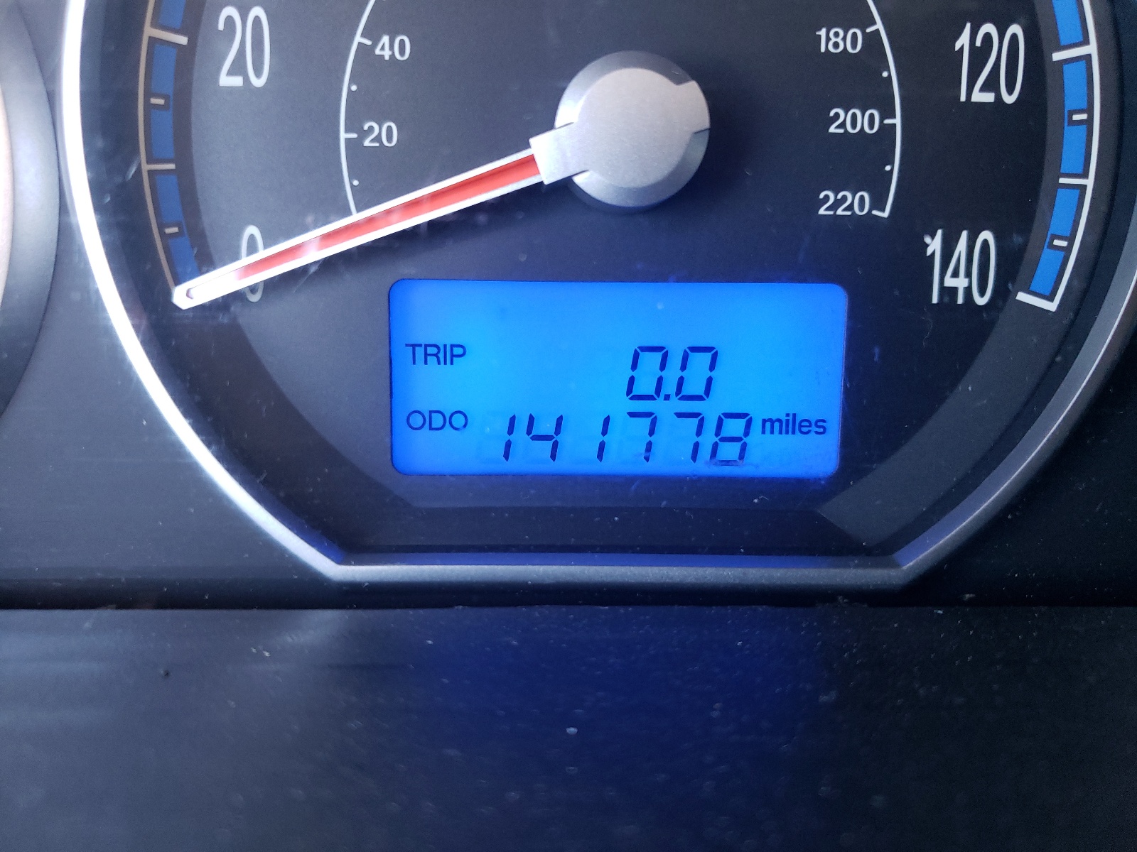 Photo 8 from auction – 2007 HYUNDAI SANTA FE S with VIN 5NMSH13E27H006472