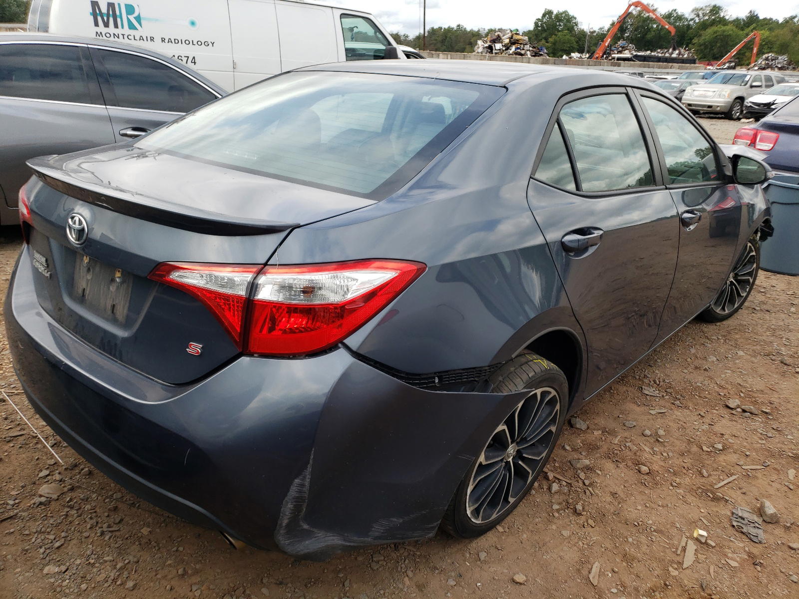 Photo 4 from auction – 2015 TOYOTA COROLLA L with VIN 2T1BURHE8FC397067