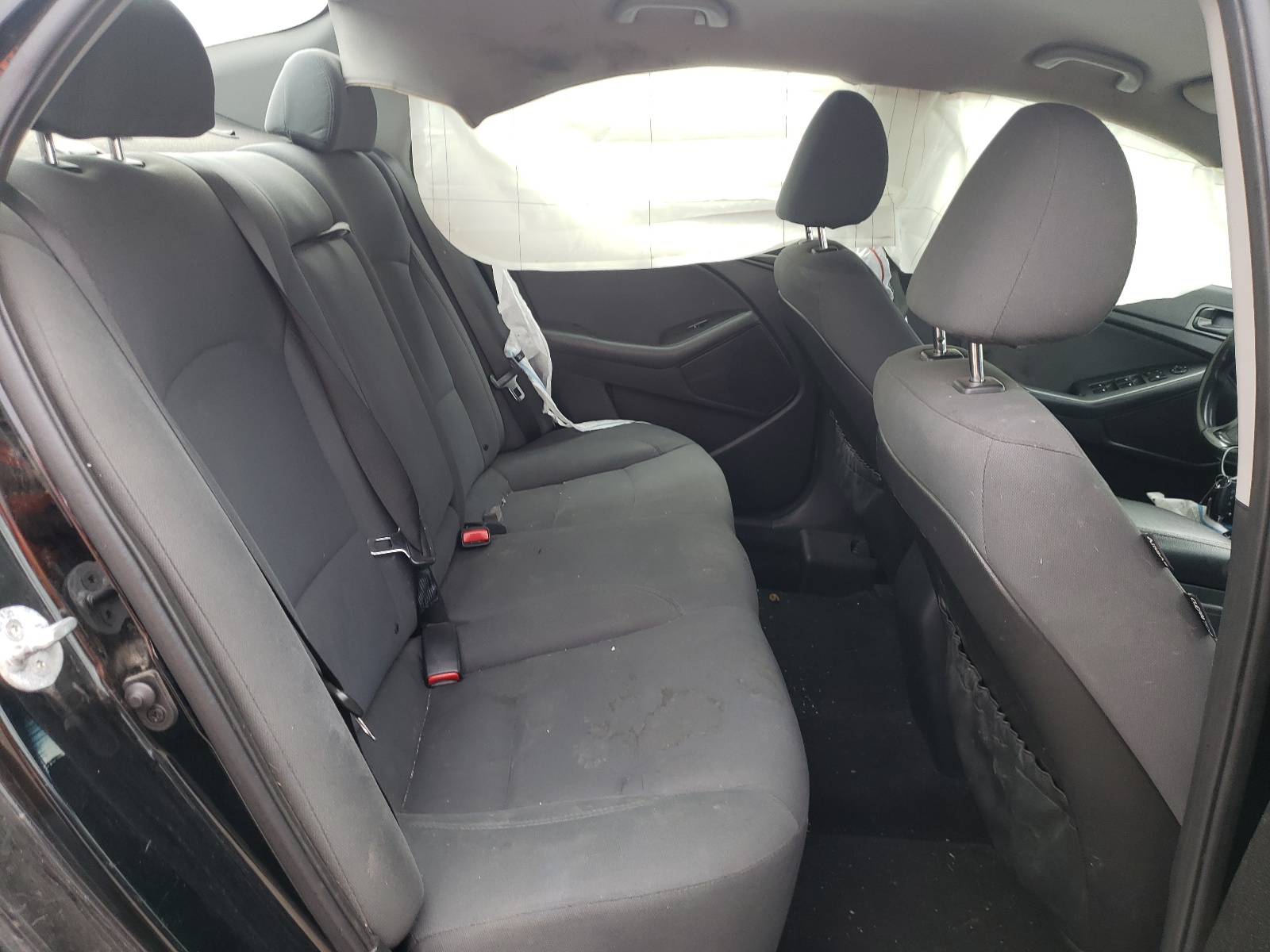 Photo 6 from auction – 2015 KIA OPTIMA LX with VIN 5XXGM4A75FG489881