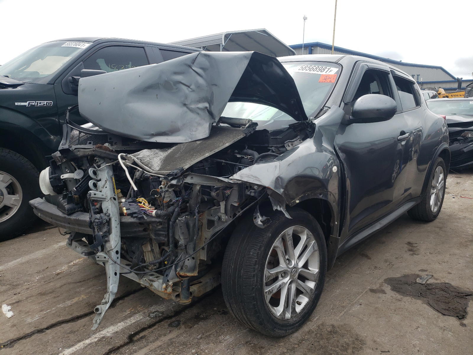 Photo 2 from auction – 2011 NISSAN JUKE S with VIN JN8AF5MR2BT017302