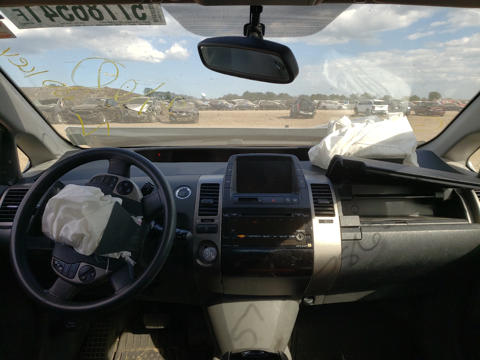 Photo 9 from auction – 2007 TOYOTA PRIUS with VIN JTDKB20U277573131