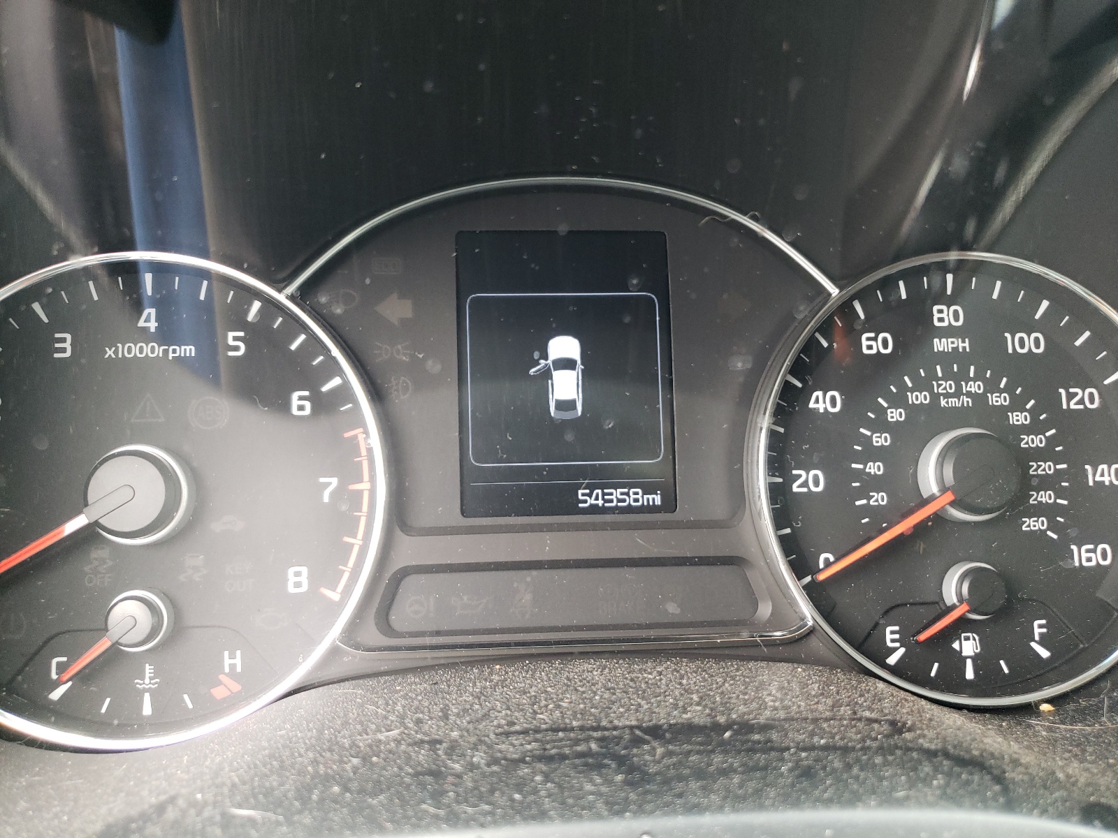 Zdjęcie 8 z aukcji – 2017 KIA FORTE LX z VIN 3KPFL4A73HE035834