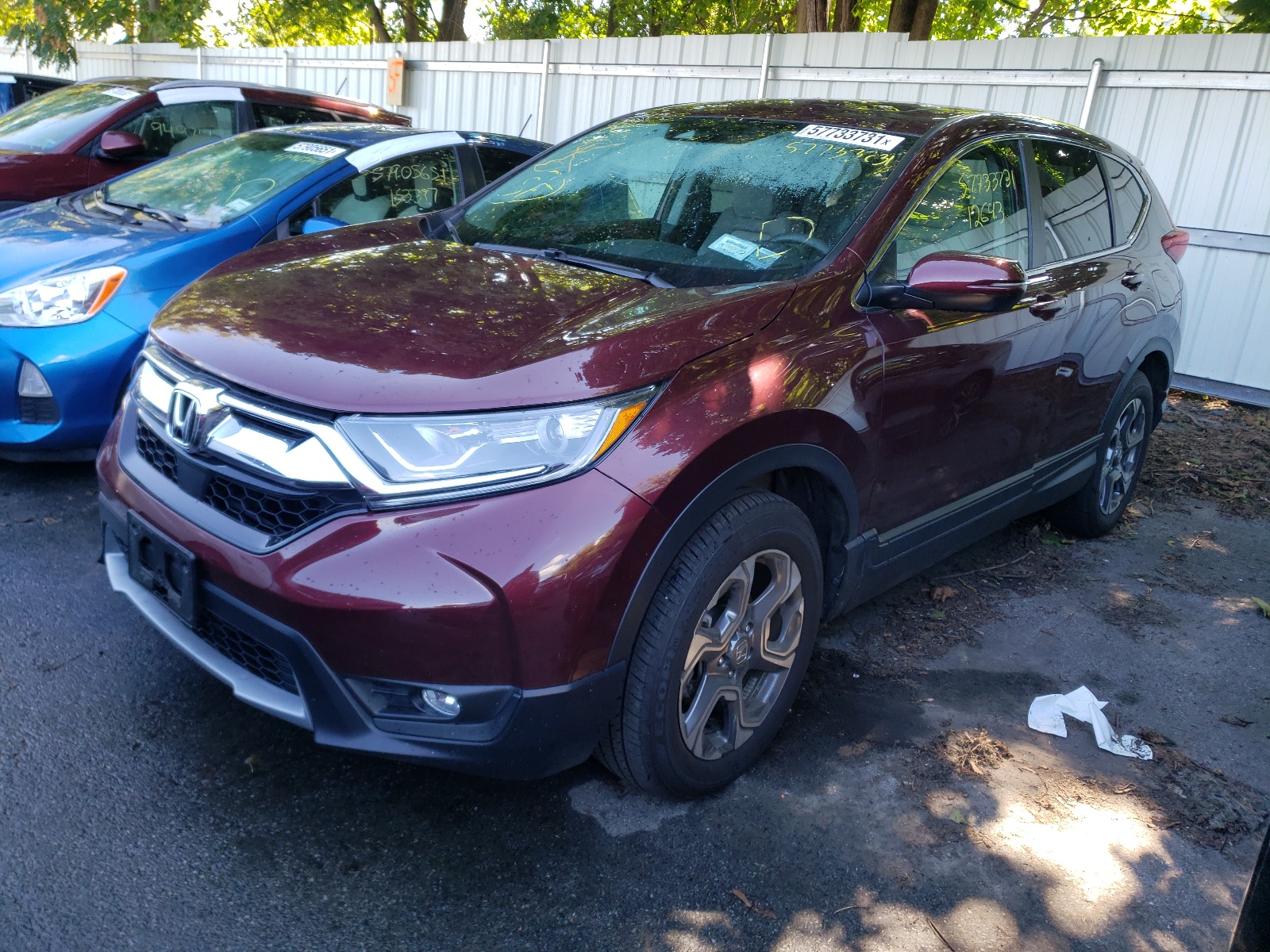 Photo 2 from auction – 2019 HONDA CR-V EX with VIN 2HKRW2H57KH613739