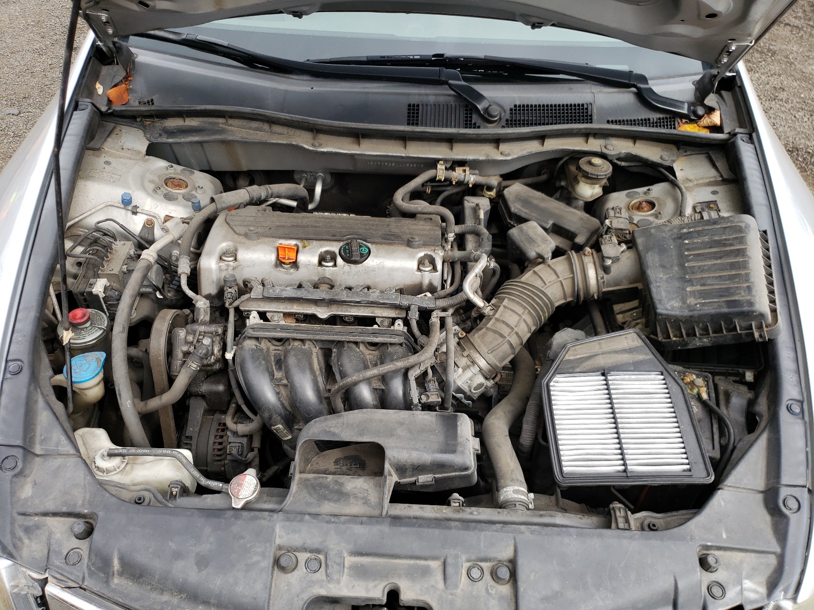 Photo 7 from auction – 2010 HONDA ACCORD LX with VIN 1HGCP2F35AA058575