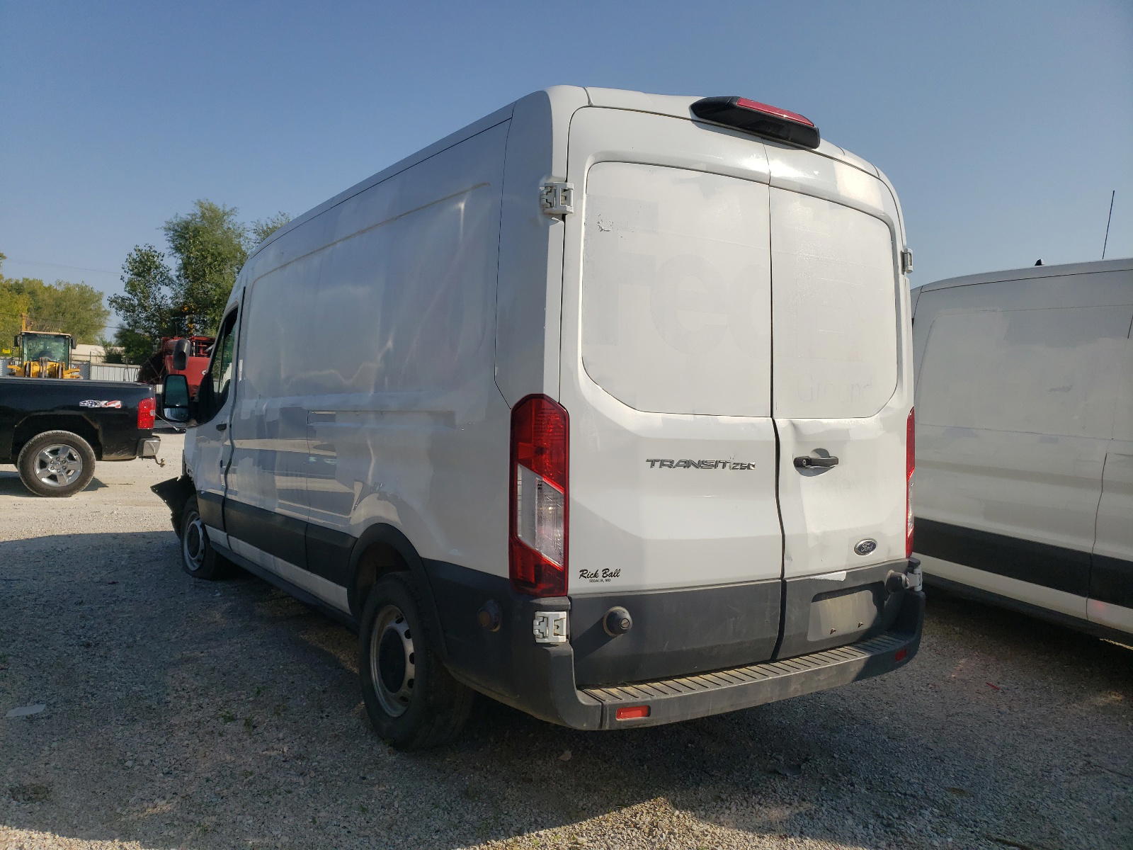 Photo 3 from auction – 2018 FORD TRANSIT T- with VIN 1FTYR2CM7JKA55537