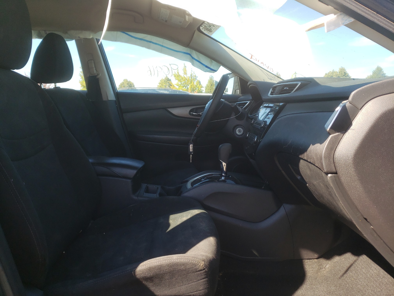 Photo 5 from auction – 2016 NISSAN ROGUE S with VIN 5N1AT2MT8GC910186