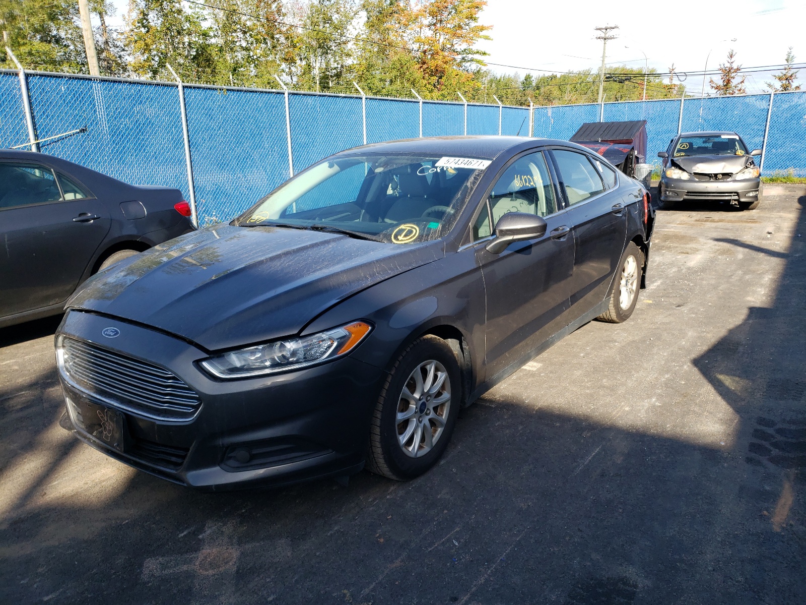 Photo 2 from auction – 2016 FORD FUSION S with VIN 3FA6P0G74GR181922