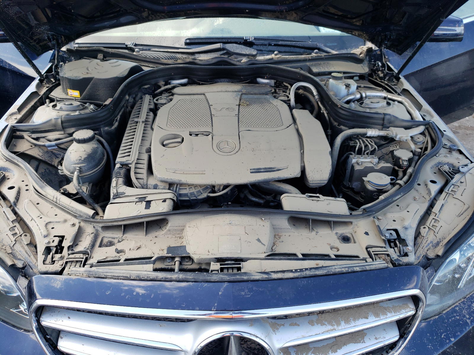 Photo 7 from auction – 2014 MERCEDES-BENZ E 350 4MAT with VIN WDDHF8JB5EA972734