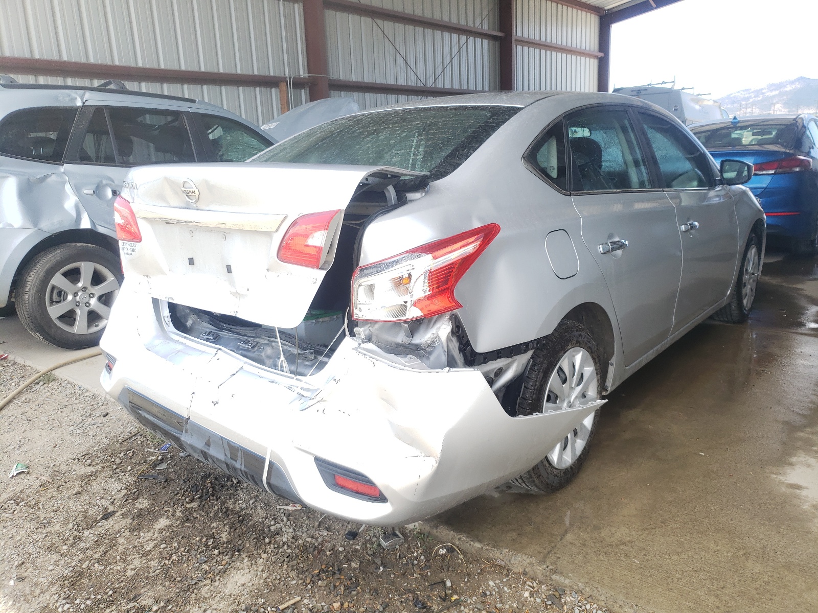 Photo 4 from auction – 2018 NISSAN SENTRA S with VIN 3N1AB7AP7JY327699