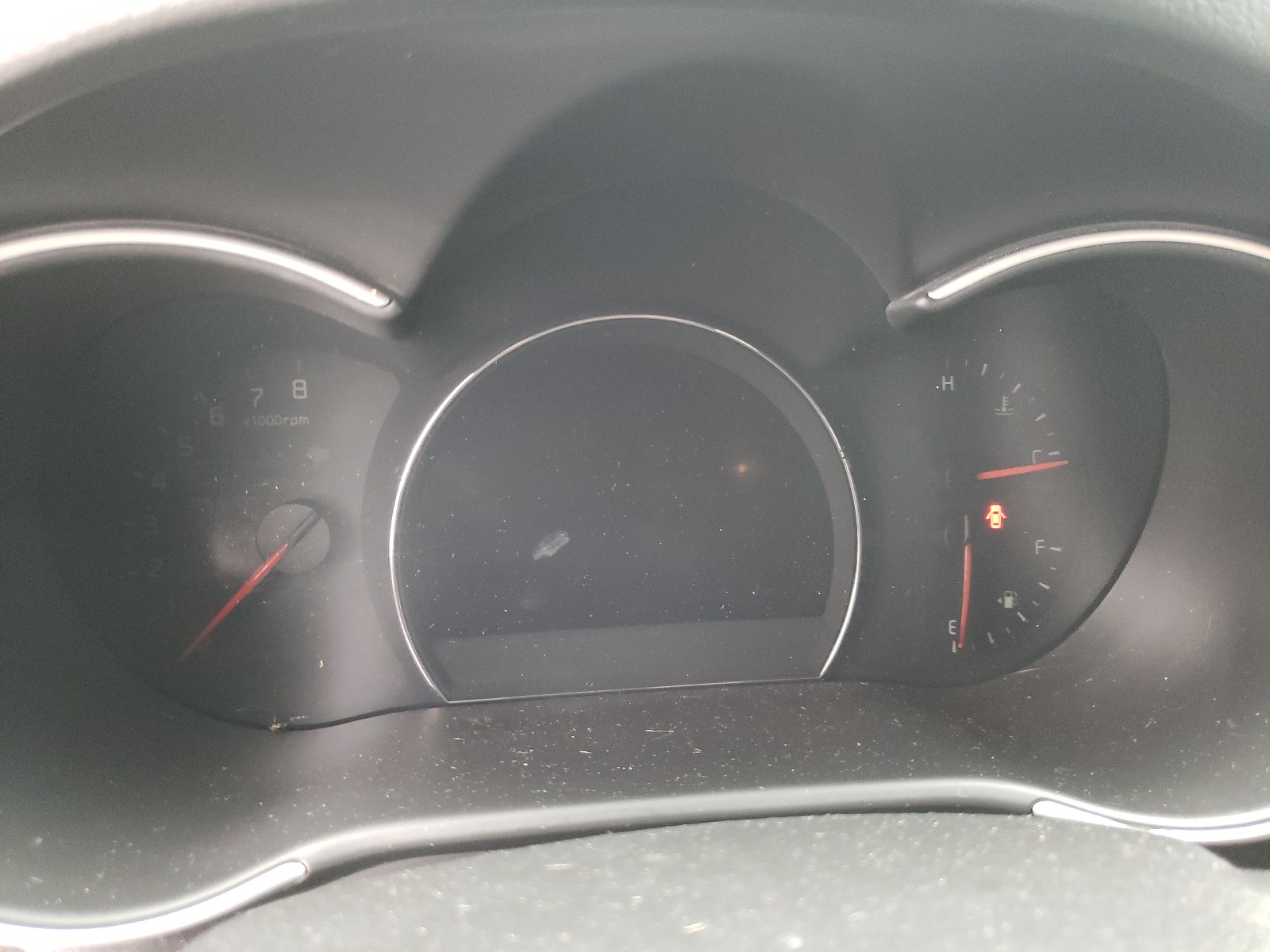 Photo 8 from auction – 2015 KIA SORENTO EX with VIN 5XYKUDA74FG602810