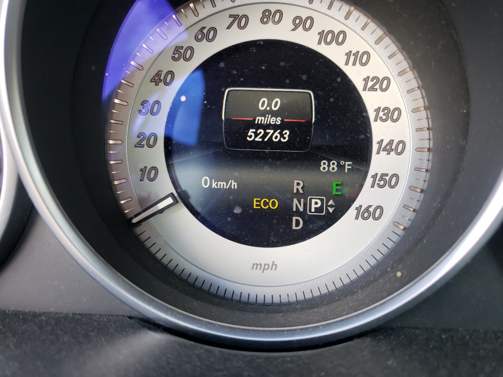Photo 8 from auction – 2014 MERCEDES-BENZ E 350 with VIN WDDKK5KF2EF247547