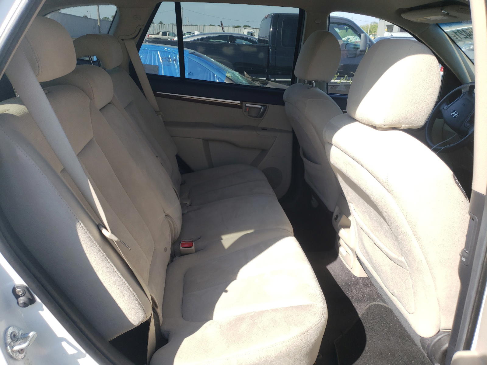 Photo 6 from auction – 2008 HYUNDAI SANTA FE G with VIN 5NMSG73D18H171864
