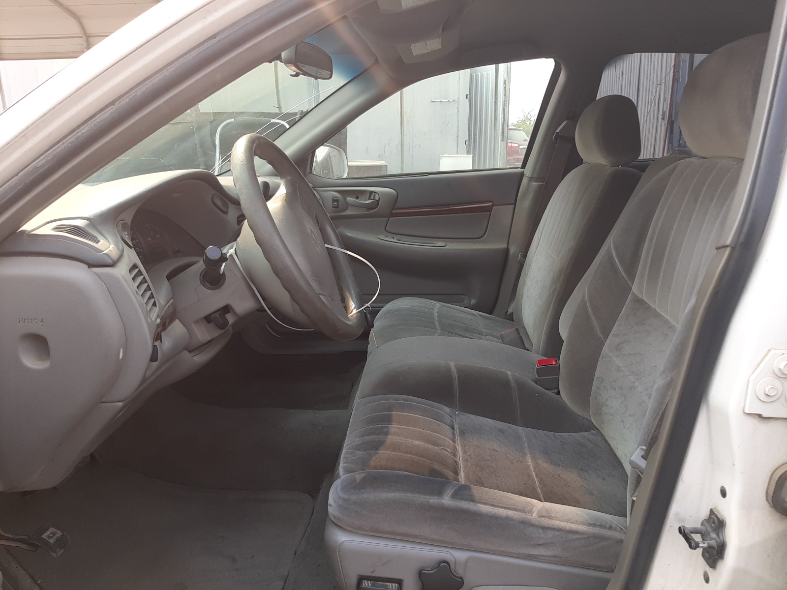 Zdjęcie 19 z aukcji – 2001 CHEVROLET IMPALA z VIN 2G1WF55K619289627