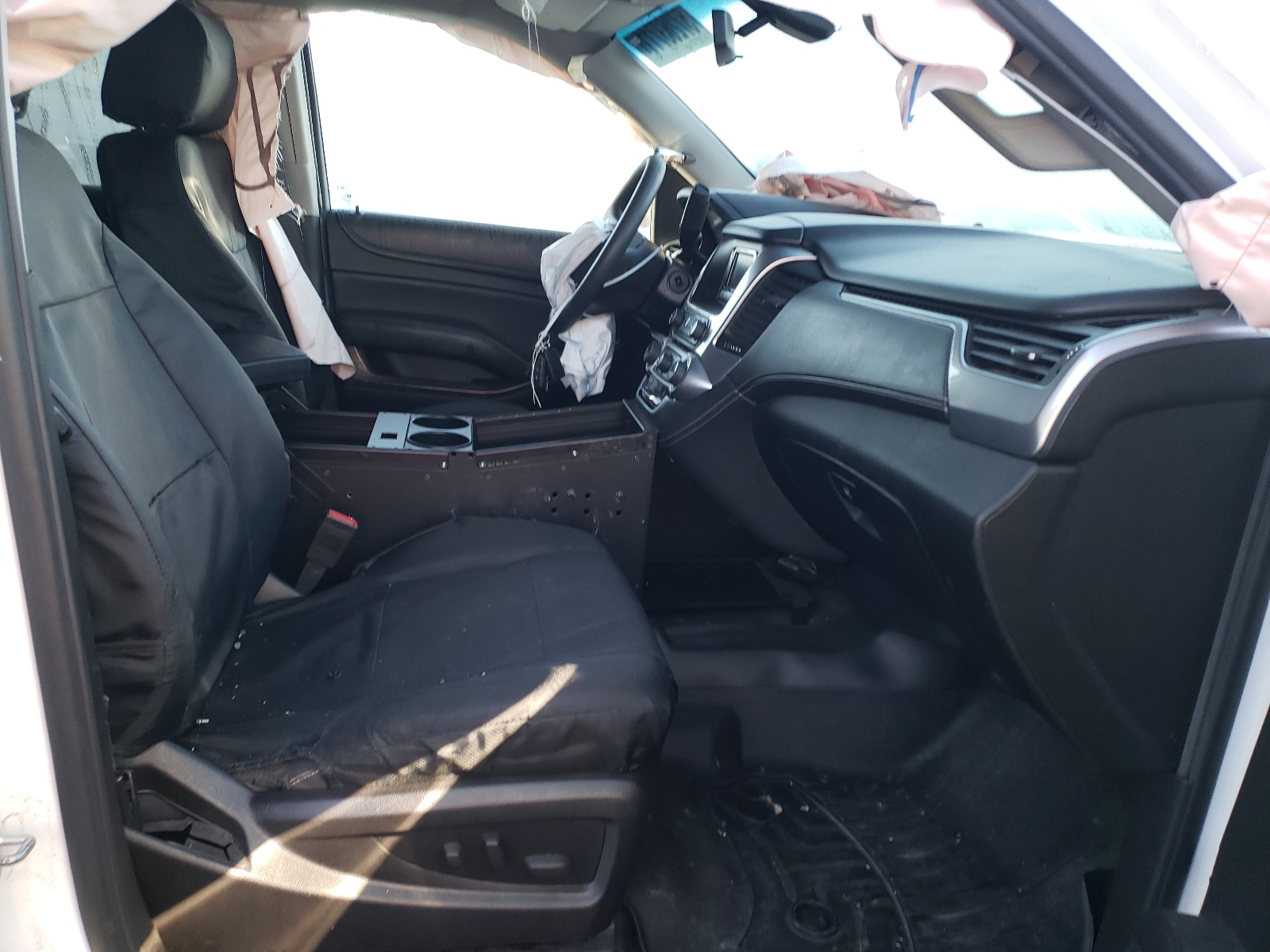 Photo 5 from auction – 2015 CHEVROLET TAHOE SPEC with VIN 1GNSK3EC3FR683198