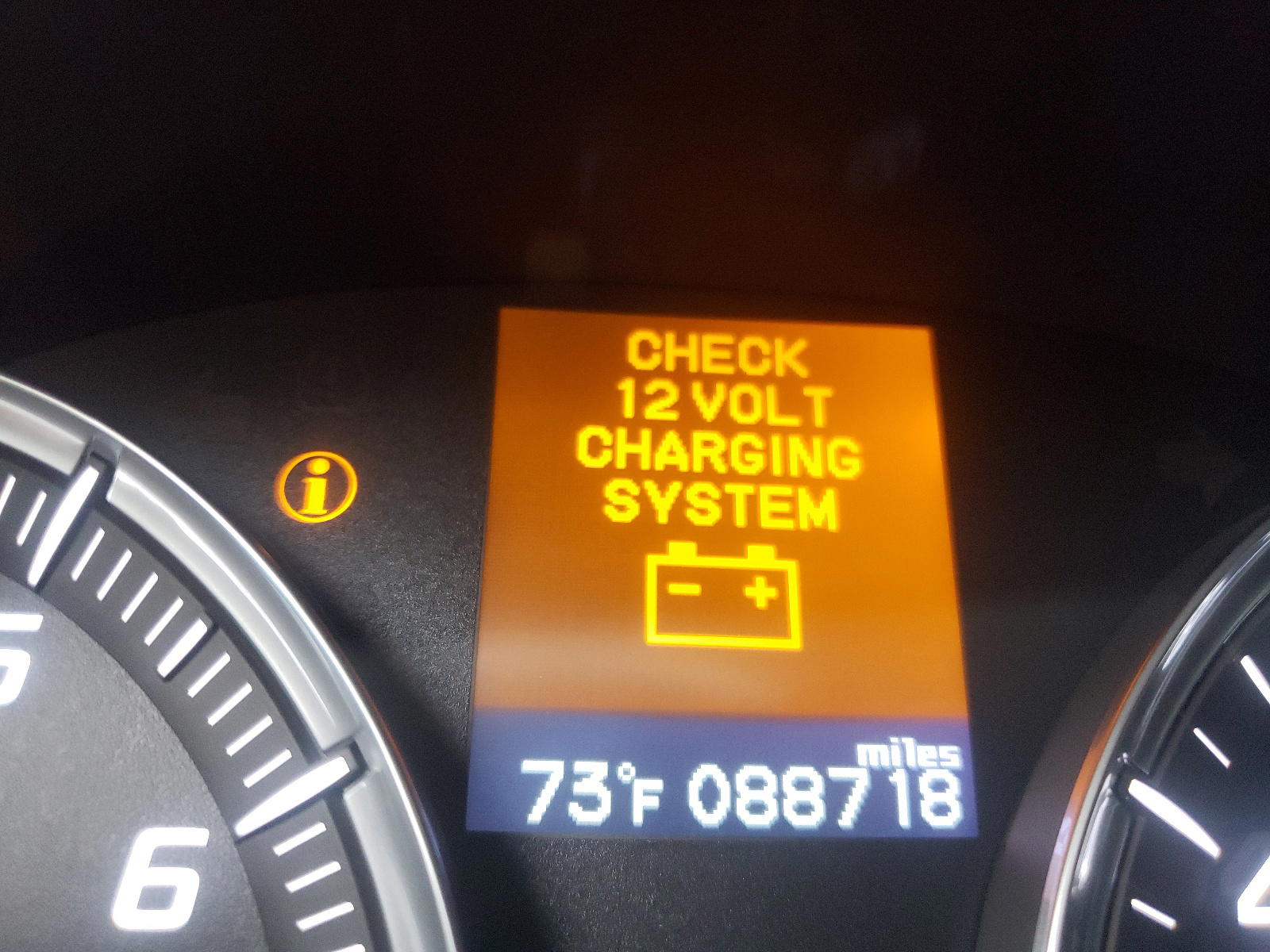 Photo 8 from auction – 2015 ACURA TLX with VIN 19UUB2F30FA026238
