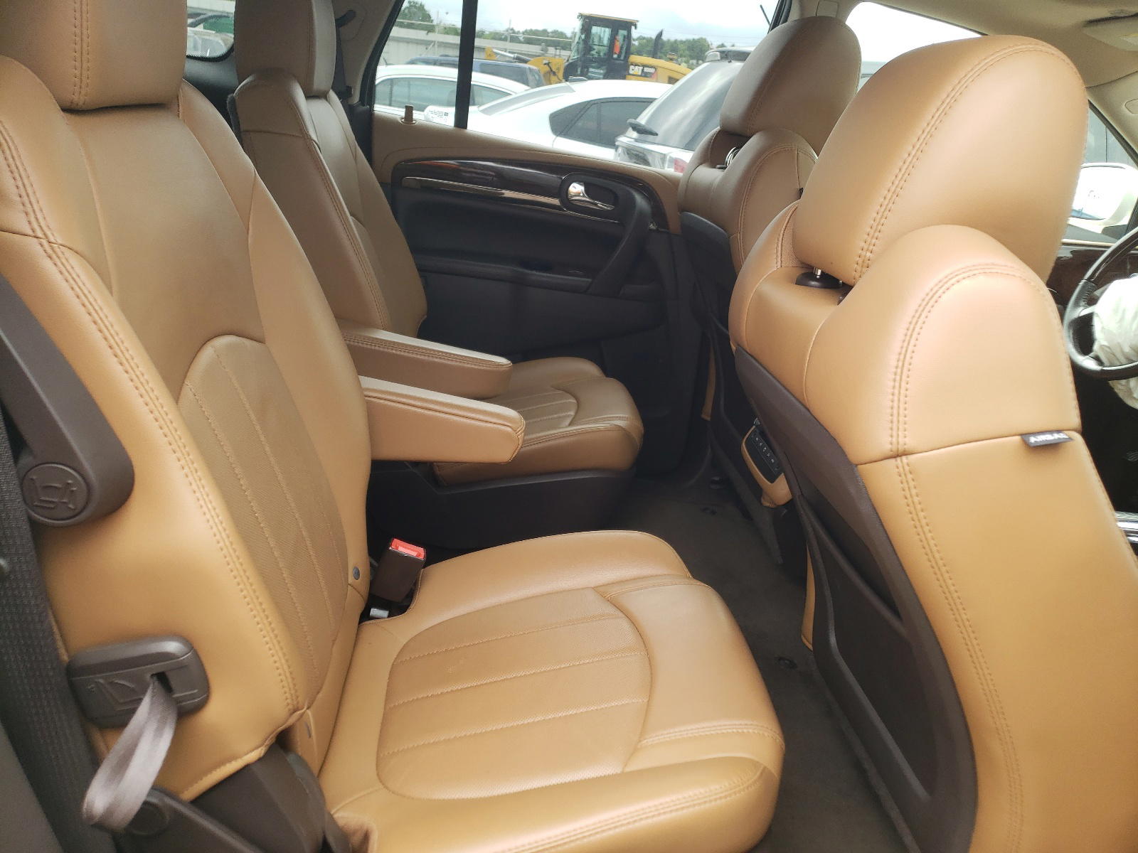 Photo 6 from auction – 2015 BUICK ENCLAVE with VIN 5GAKRBKD0FJ255732