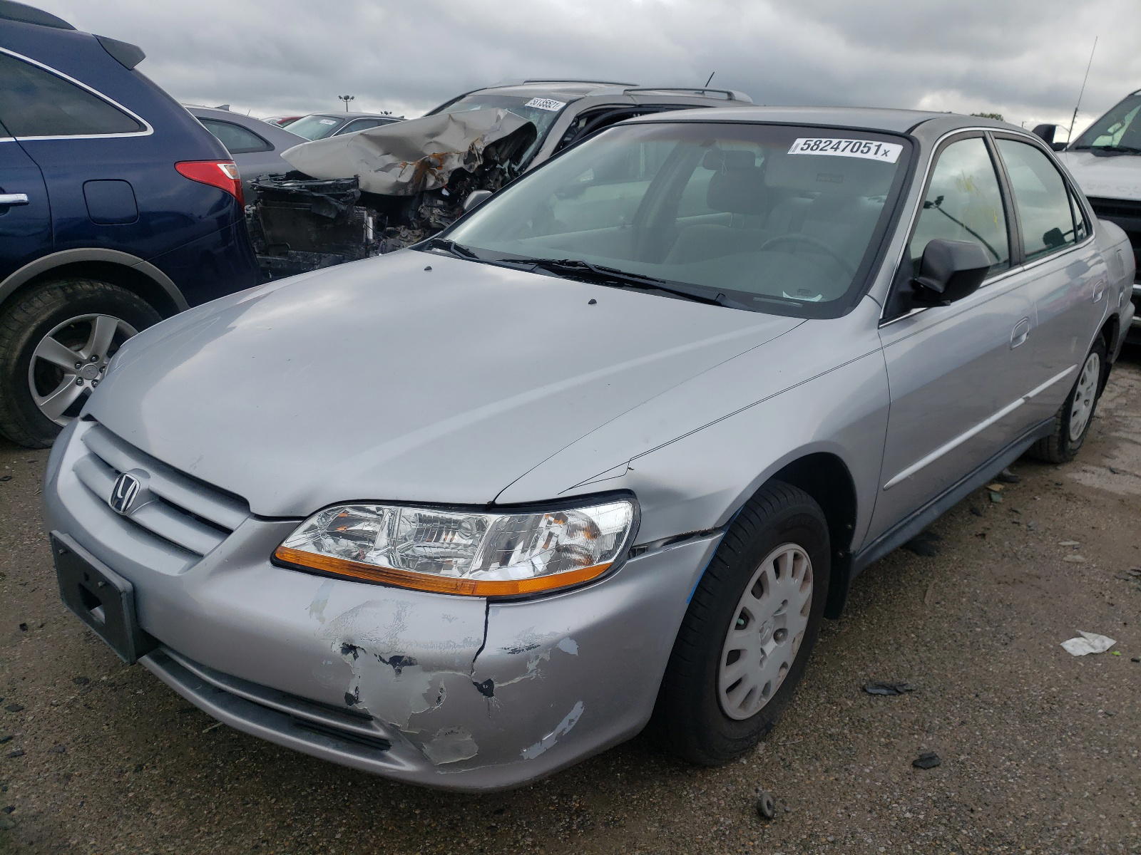 Photo 2 from auction – 2002 HONDA ACCORD with VIN 1HGCF86682A036832