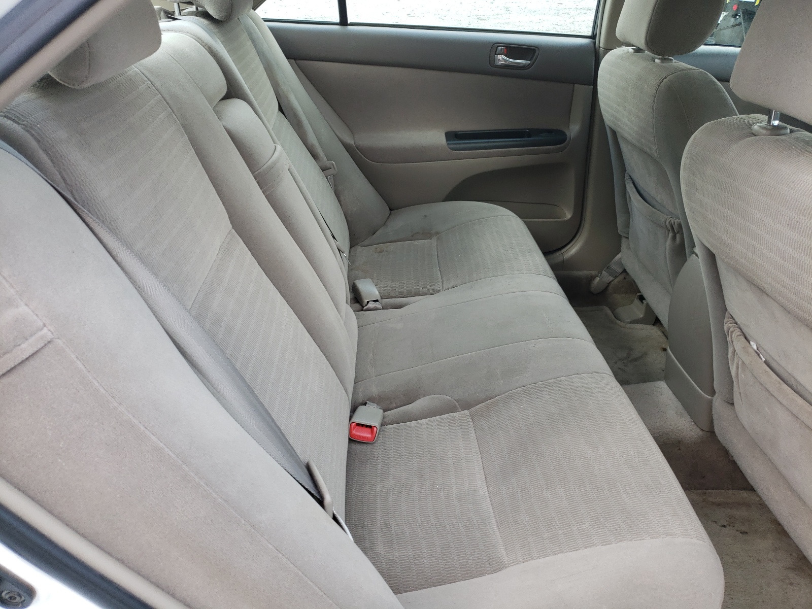 Photo 6 from auction – 2005 TOYOTA CAMRY LE with VIN 4T1BE30K45U427609