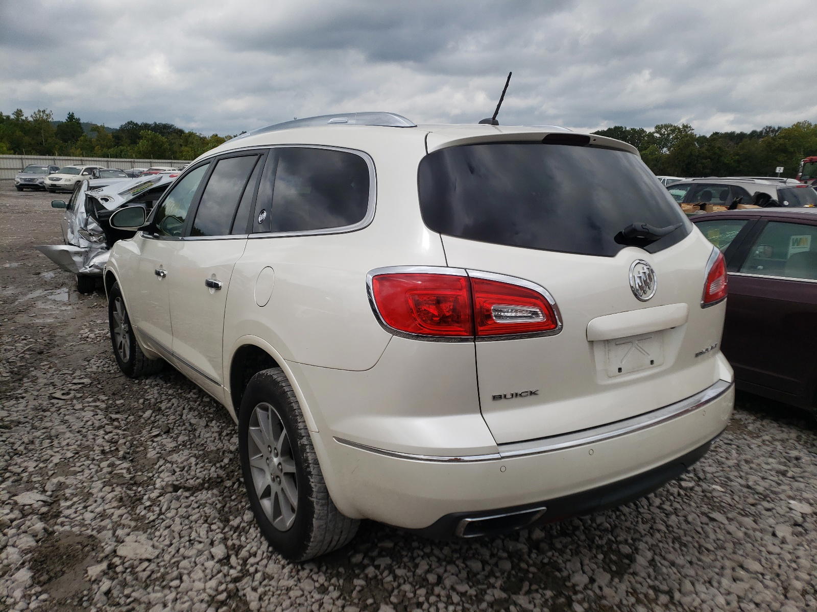 Photo 3 from auction – 2015 BUICK ENCLAVE with VIN 5GAKRBKD0FJ255732
