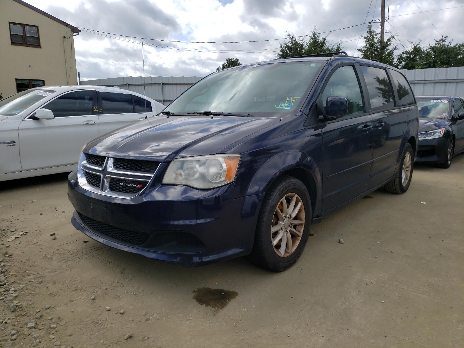 Photo 2 from auction – 2013 DODGE GRAND CARA with VIN 2C4RDGCG2DR659481