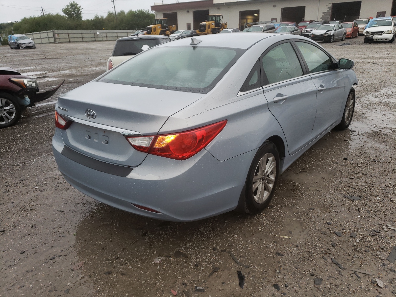 Photo 4 from auction – 2013 HYUNDAI SONATA GLS with VIN 5NPEB4AC7DH676566