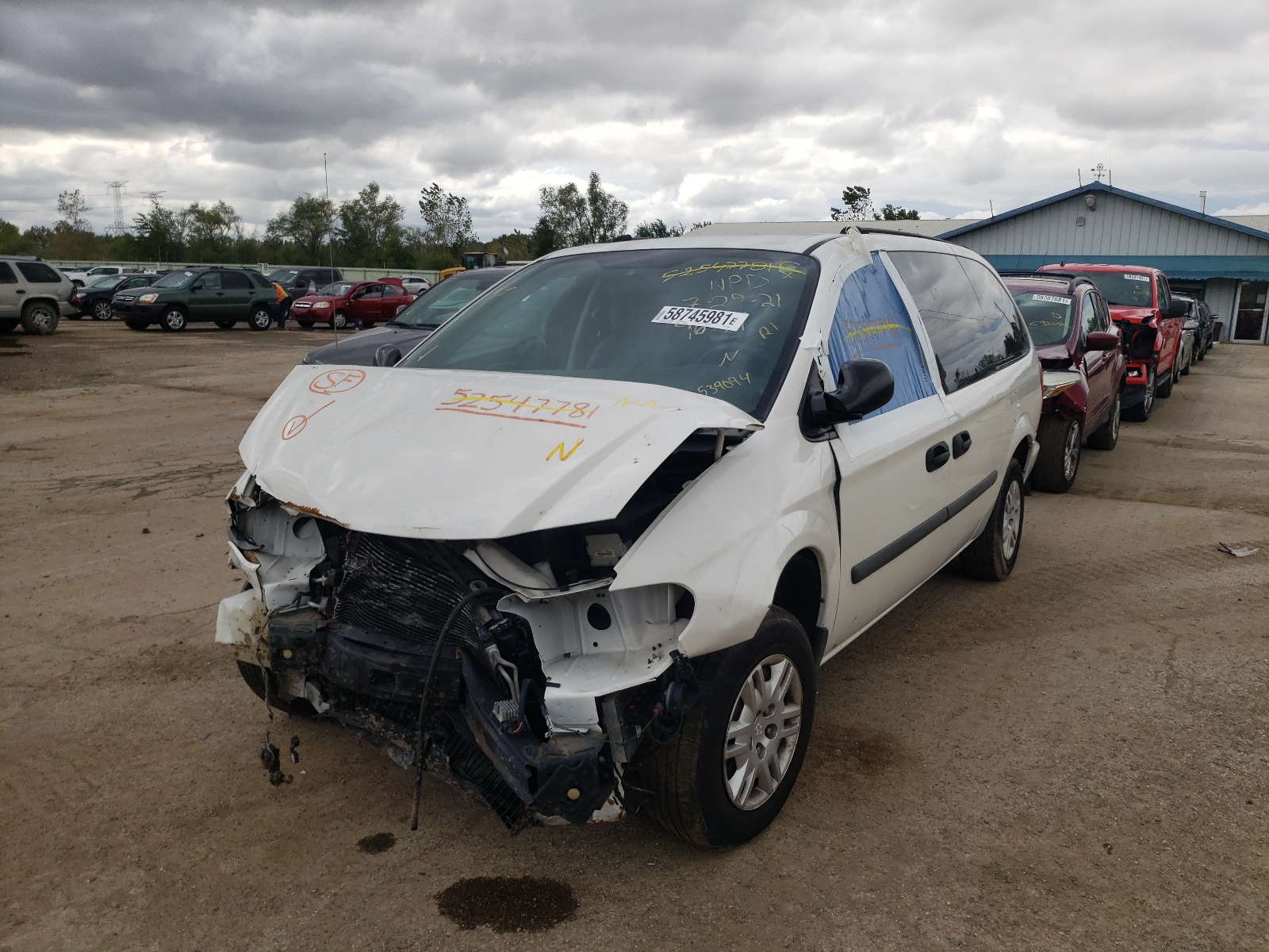 Photo 2 from auction – 2006 DODGE GRAND CARA with VIN 1D4GP24R16B539094