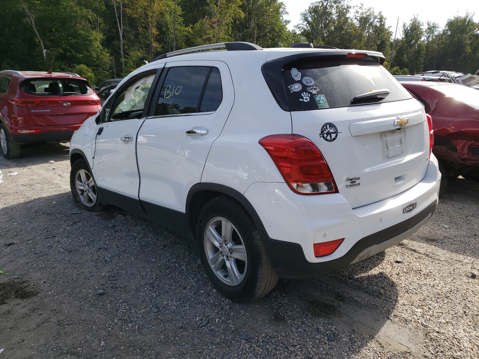 Photo 3 from auction – 2019 CHEVROLET TRAX 1LT with VIN 3GNCJLSB5KL143680