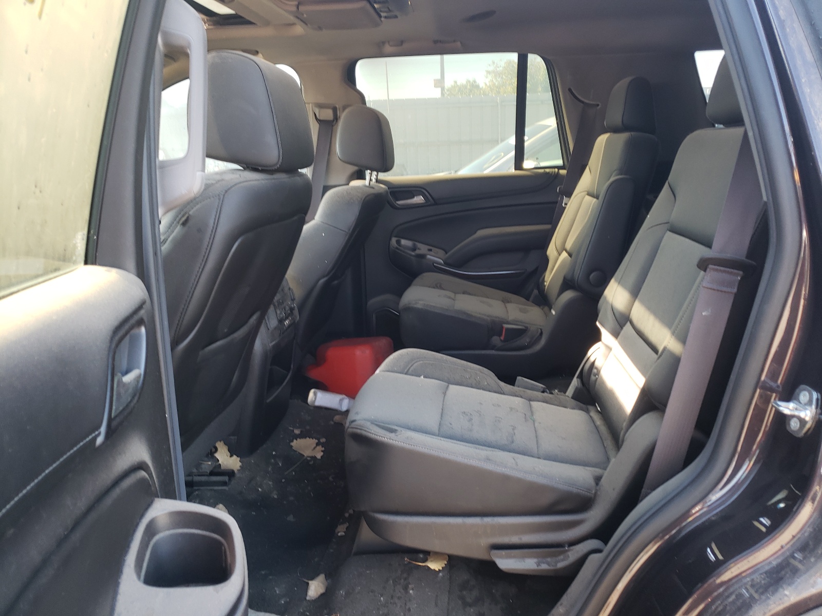 Photo 6 from auction – 2015 GMC YUKON SLT with VIN 1GKS2BKC4FR533189