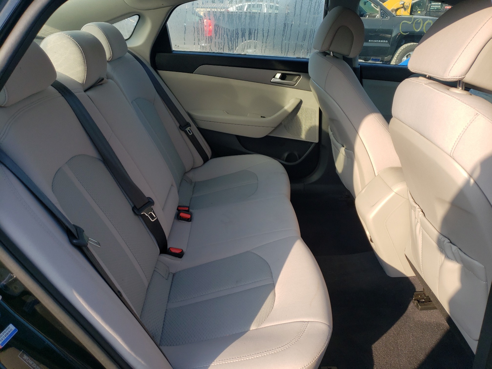 Photo 6 from auction – 2016 HYUNDAI SONATA SE with VIN 5NPE24AF2GH351497