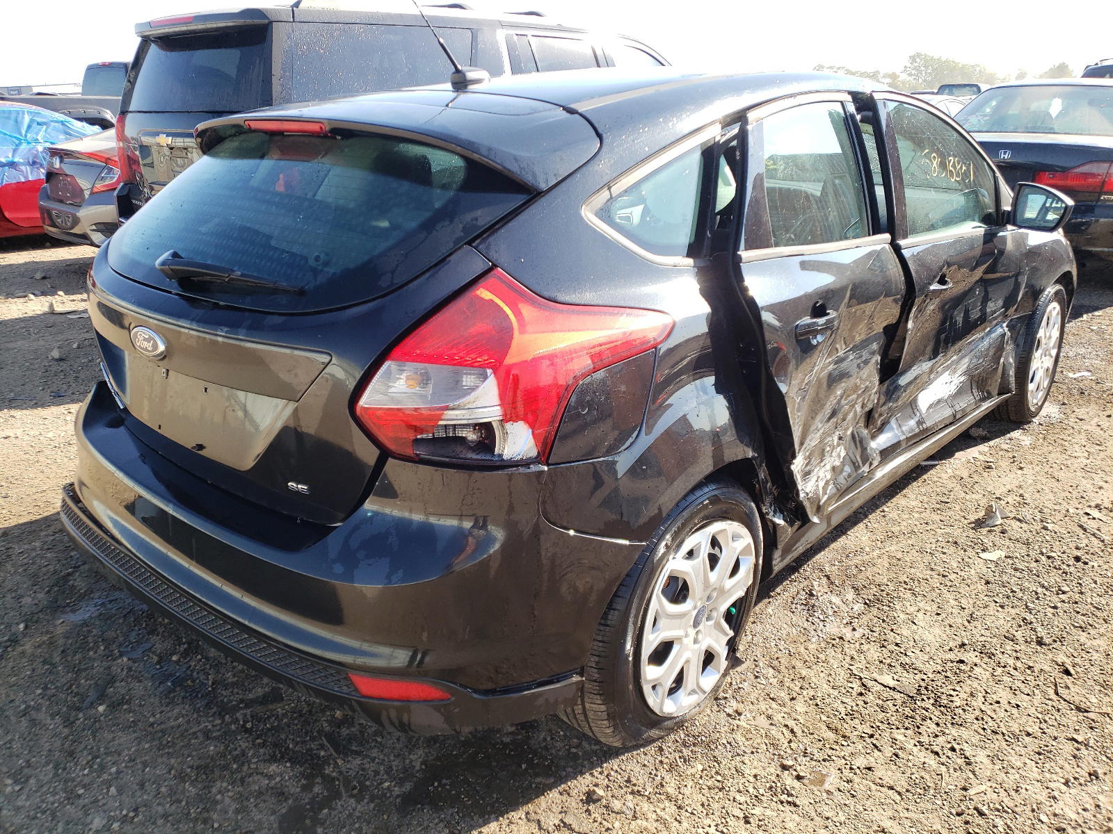 Photo 4 from auction – 2012 FORD FOCUS SE with VIN 1FAHP3K26CL353611