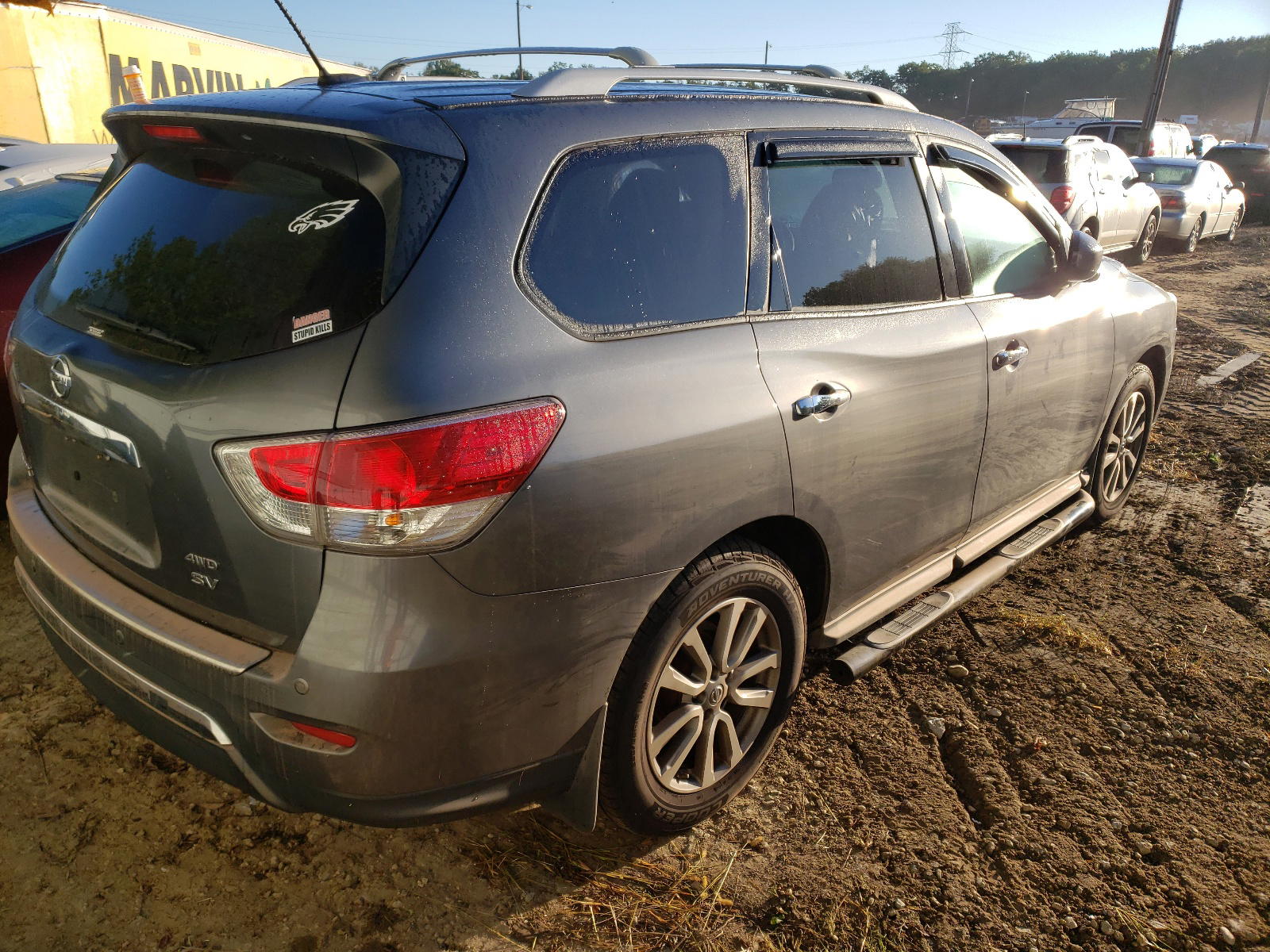 Photo 4 from auction – 2015 NISSAN PATHFINDER with VIN 5N1AR2MM2FC635310
