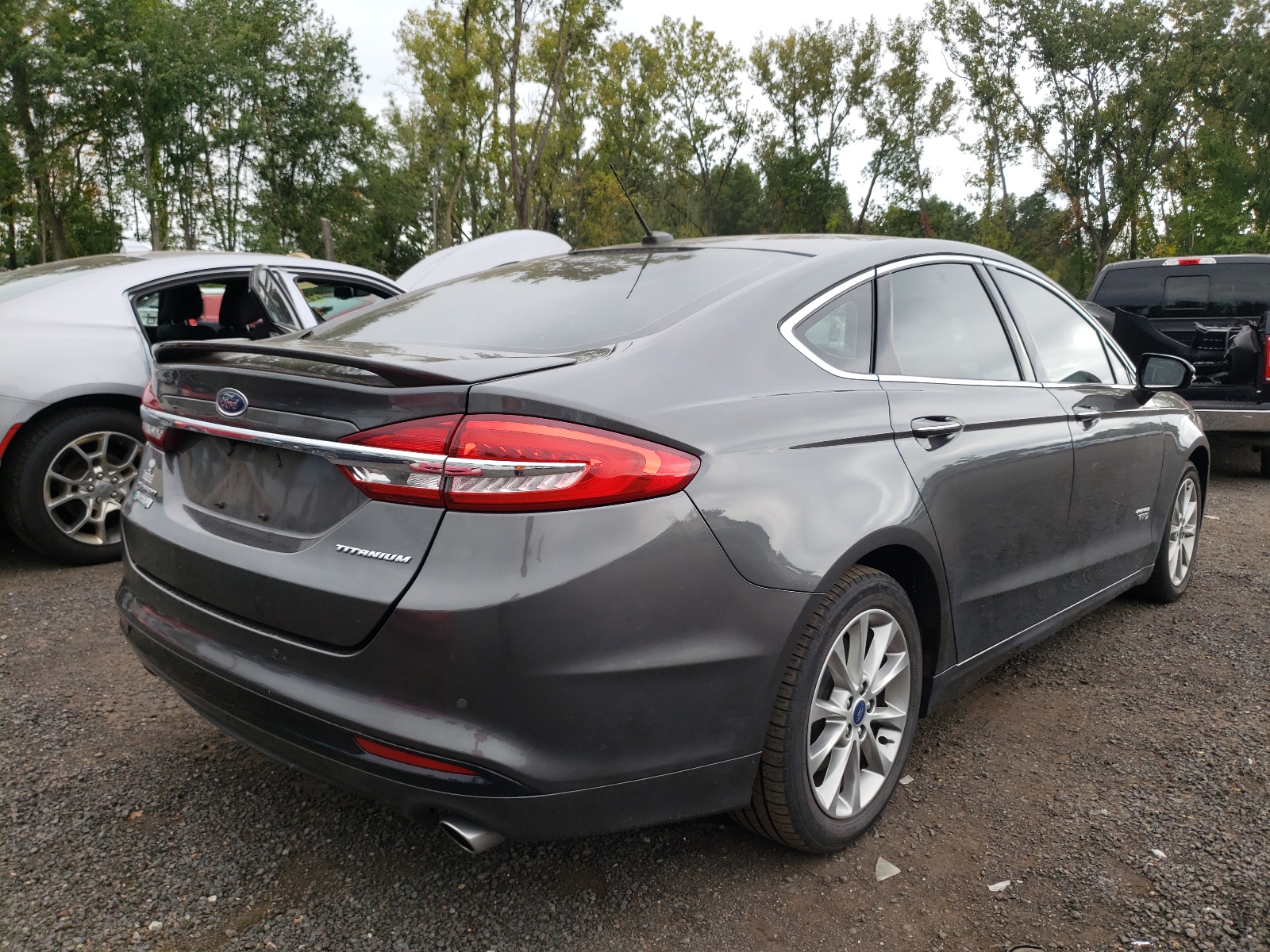 Photo 4 from auction – 2017 FORD FUSION TIT with VIN 3FA6P0SU5HR218667