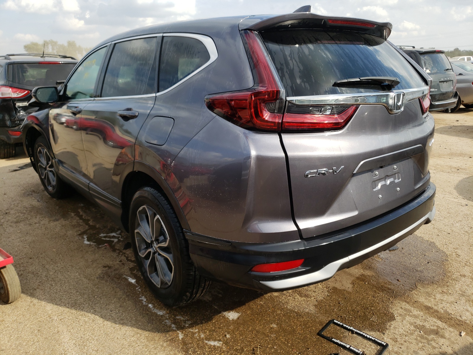 Photo 3 from auction – 2021 HONDA CR-V EX with VIN 7FARW2H50ME019970