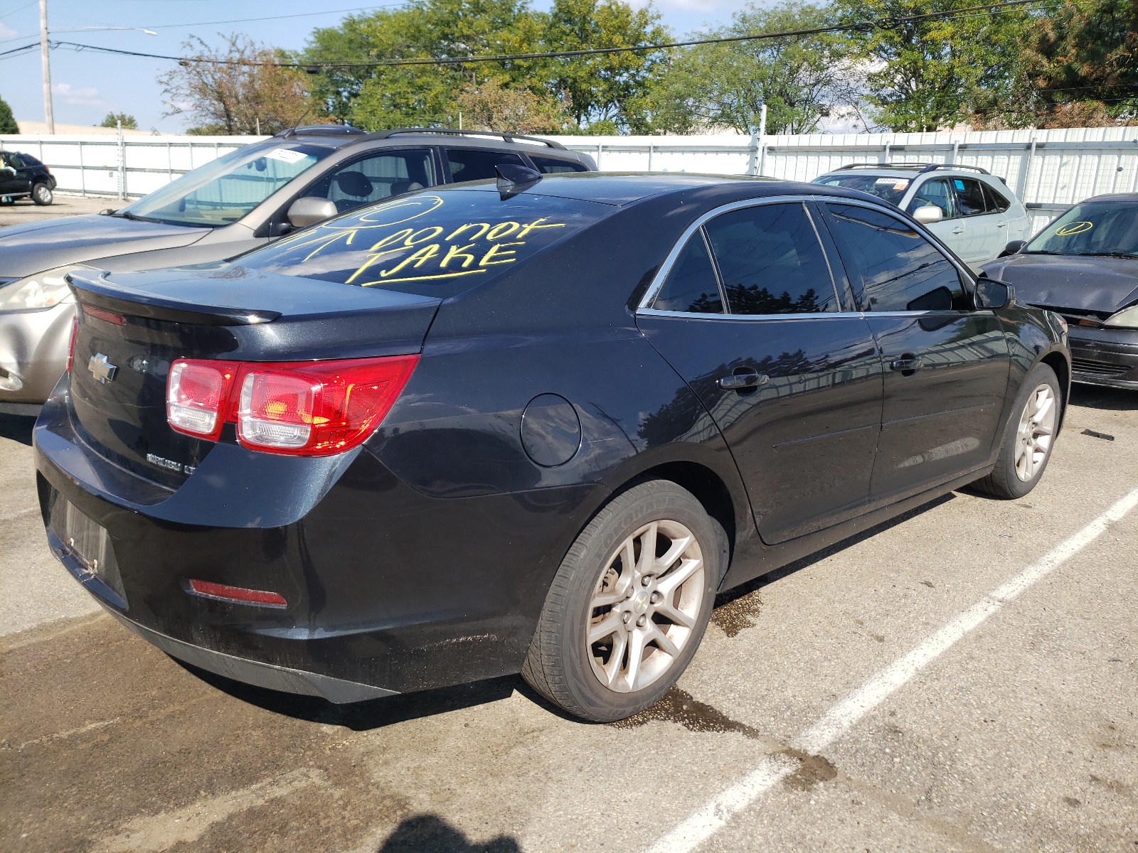 Photo 4 from auction – 2015 CHEVROLET MALIBU 1LT with VIN 1G11C5SL4FF304625