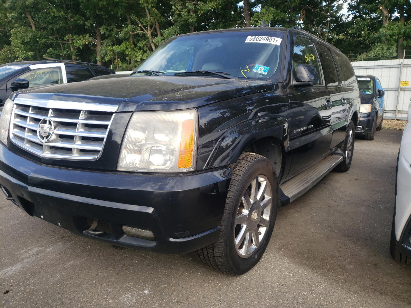 Photo 2 from auction – 2006 CADILLAC ESCALADE E with VIN 3GYFK66N86G126776